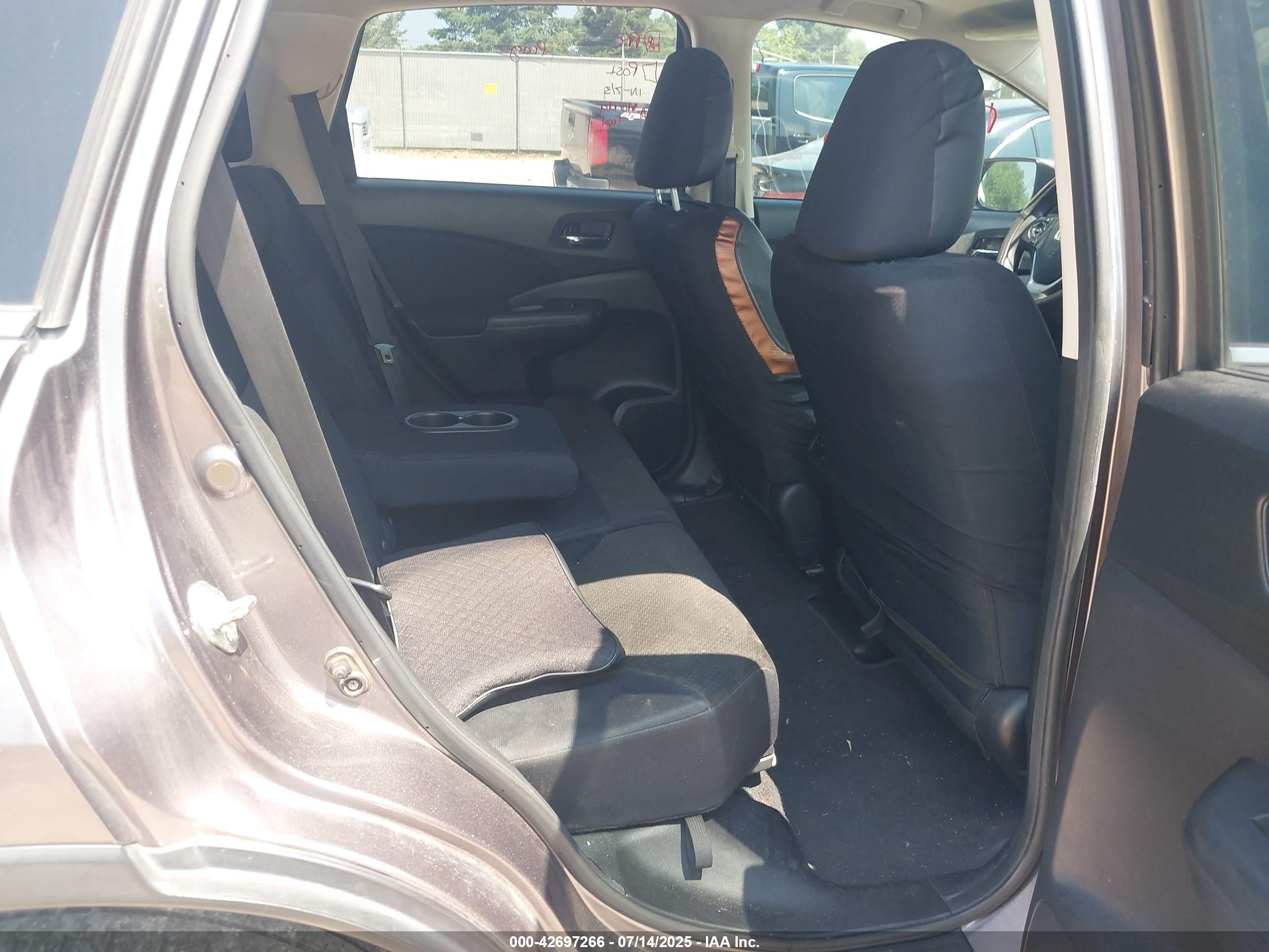 HONDA CR-V image 8