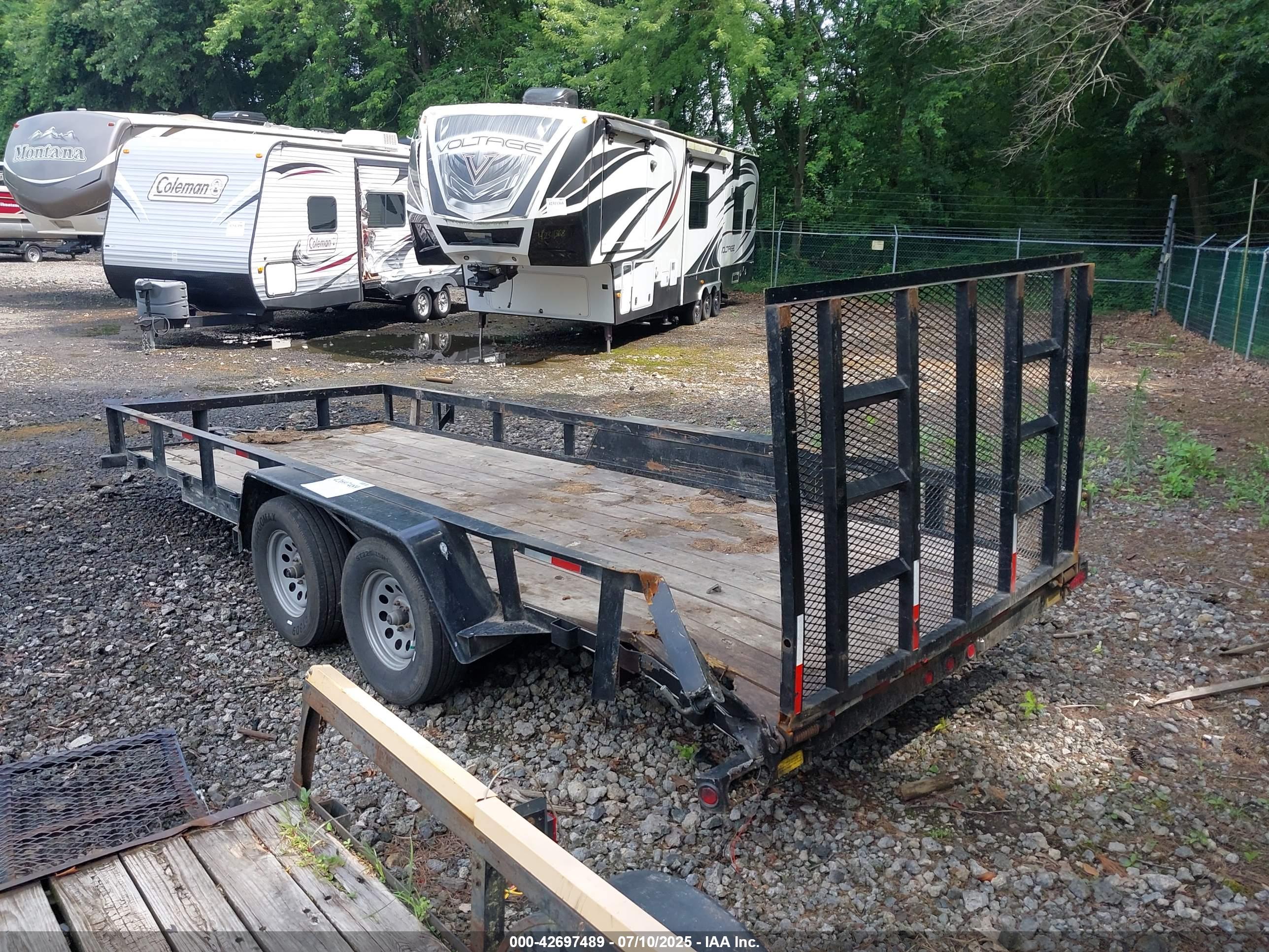 TRAILER LANDSCAPE image 3