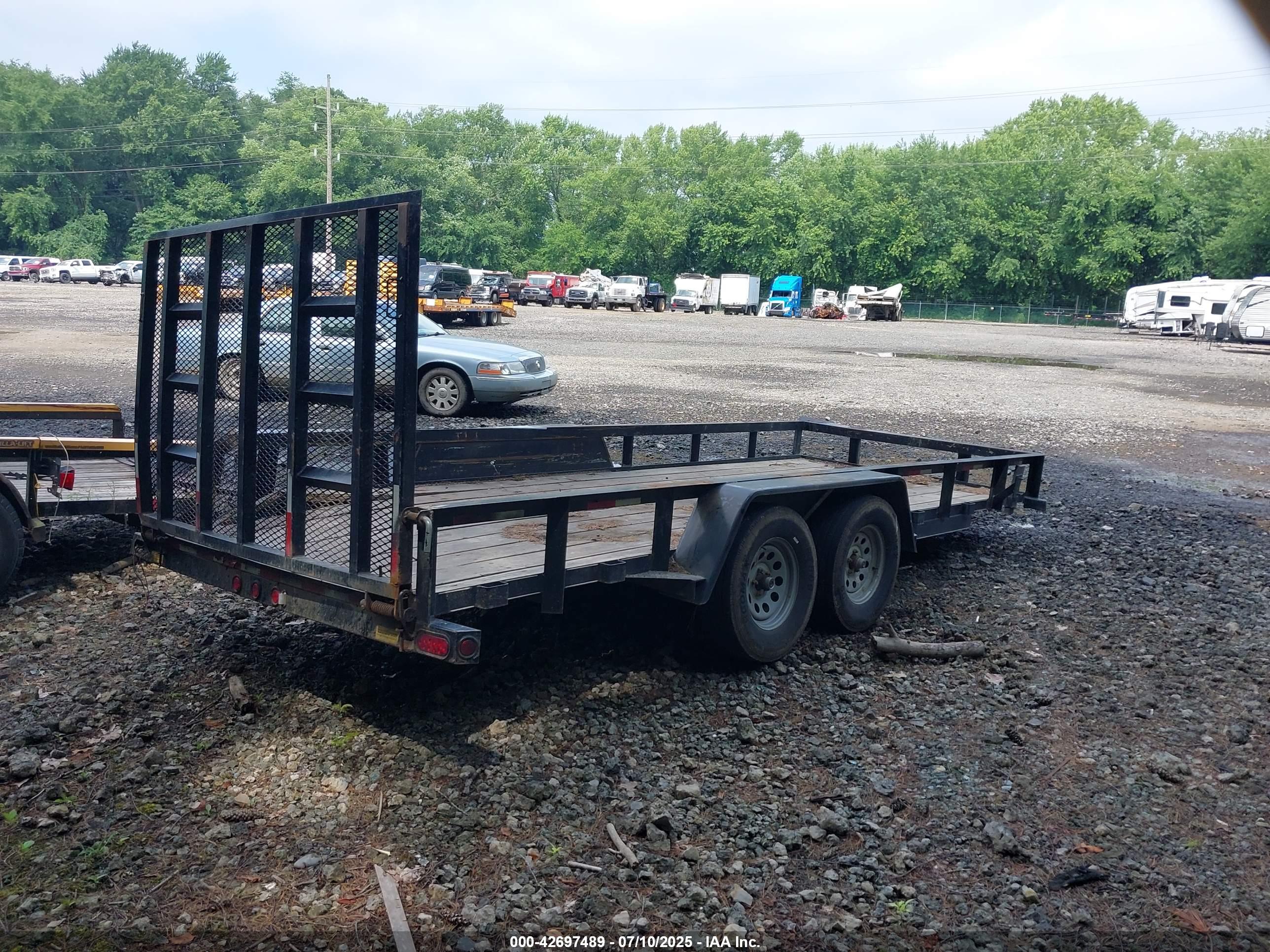 TRAILER LANDSCAPE image 4
