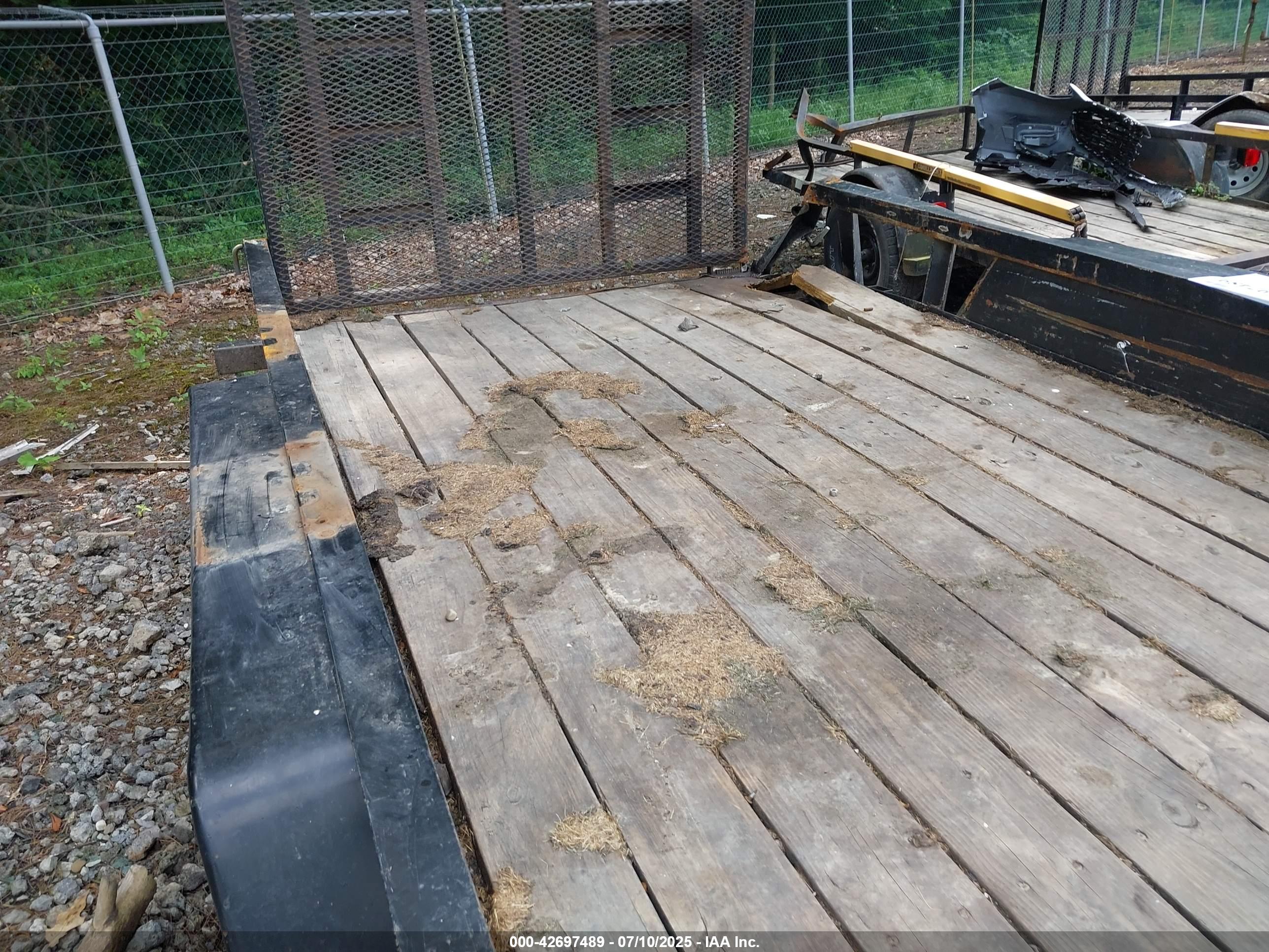 TRAILER LANDSCAPE image 8