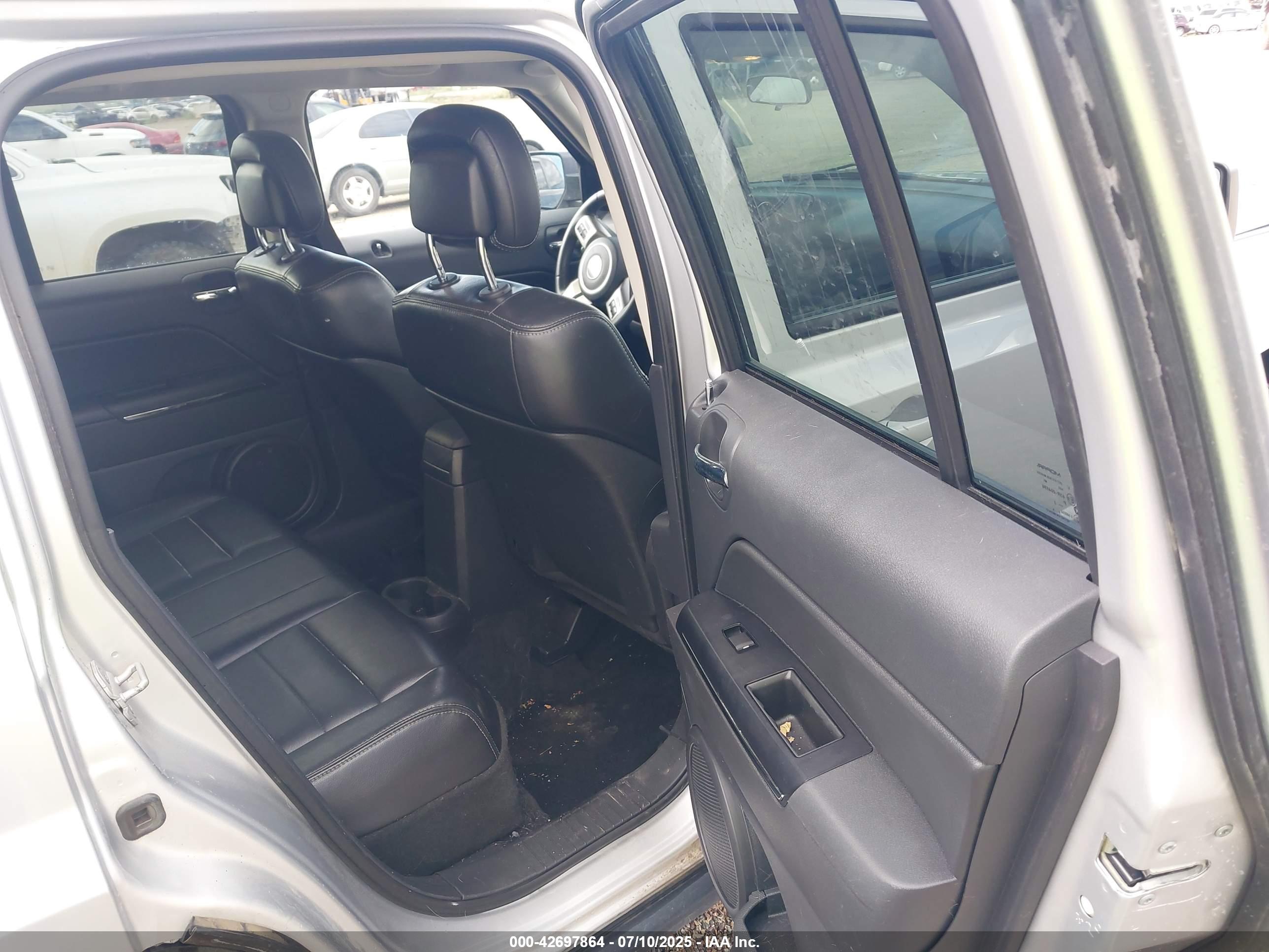 JEEP PATRIOT image 8
