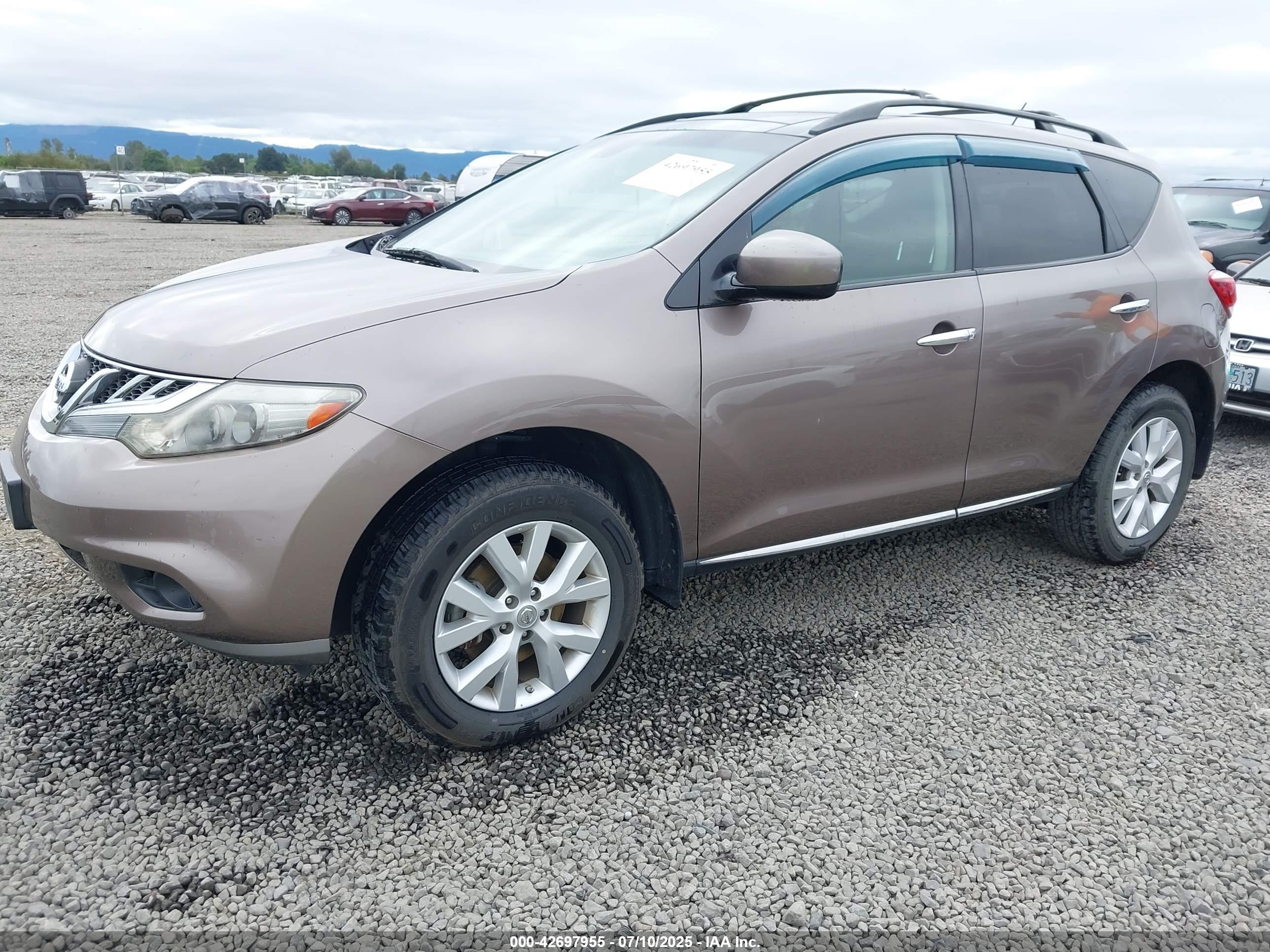 NISSAN MURANO image 2