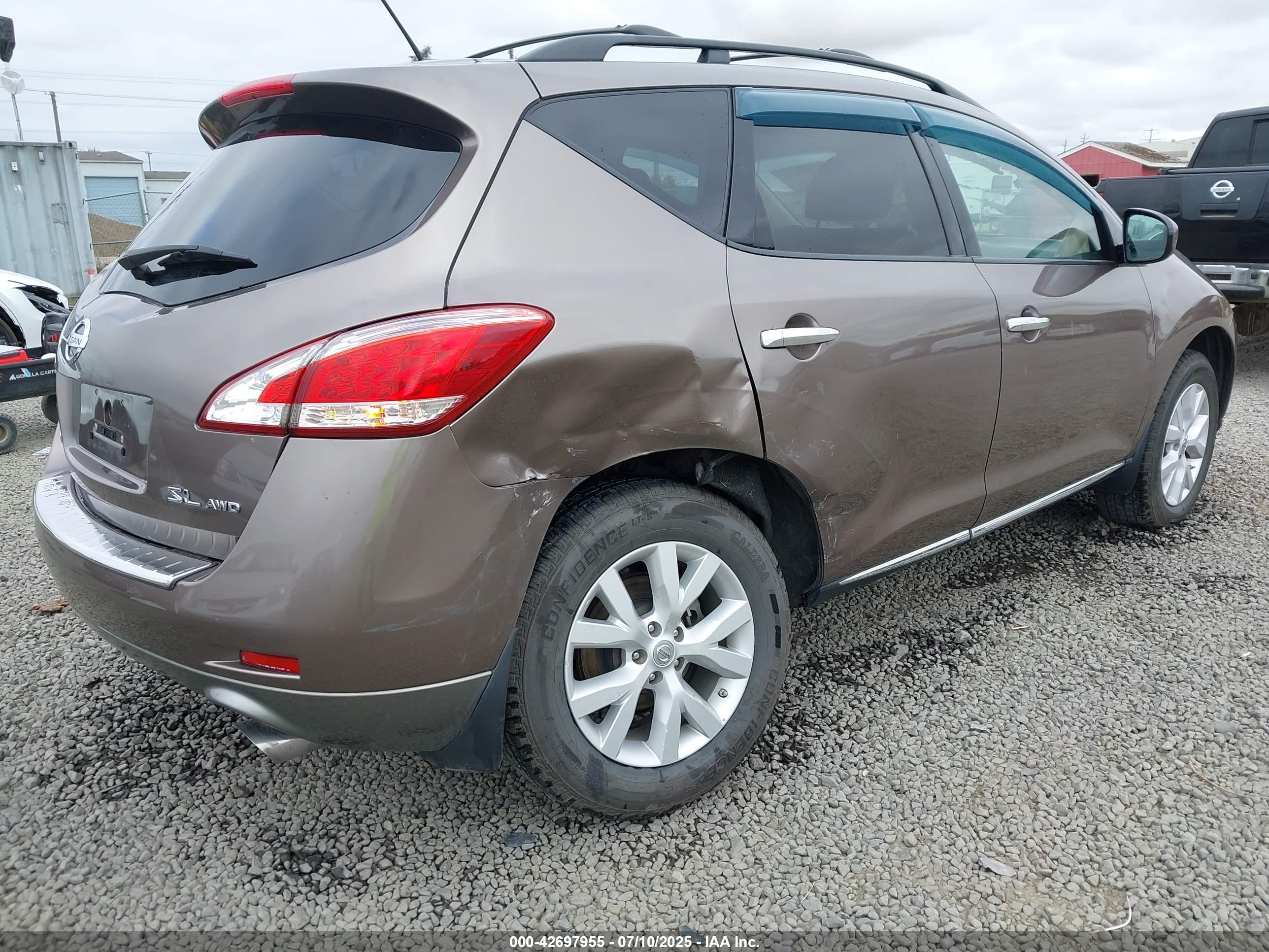 NISSAN MURANO image 4