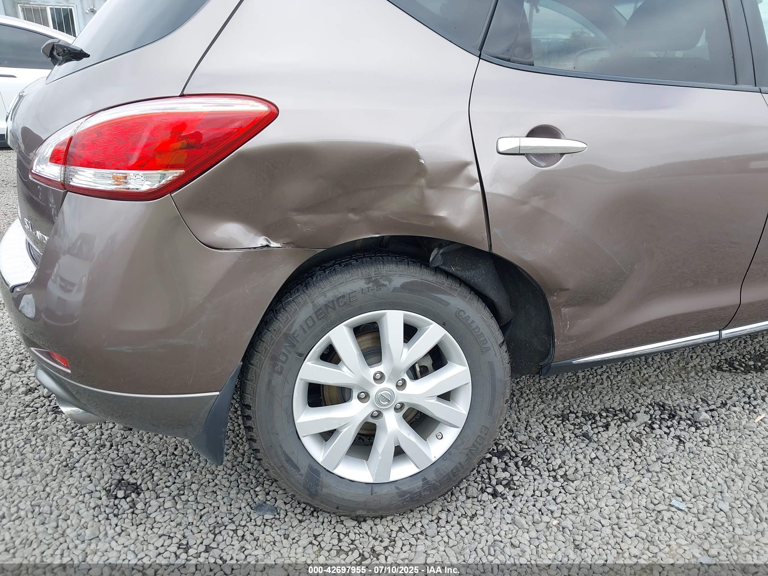 NISSAN MURANO image 6