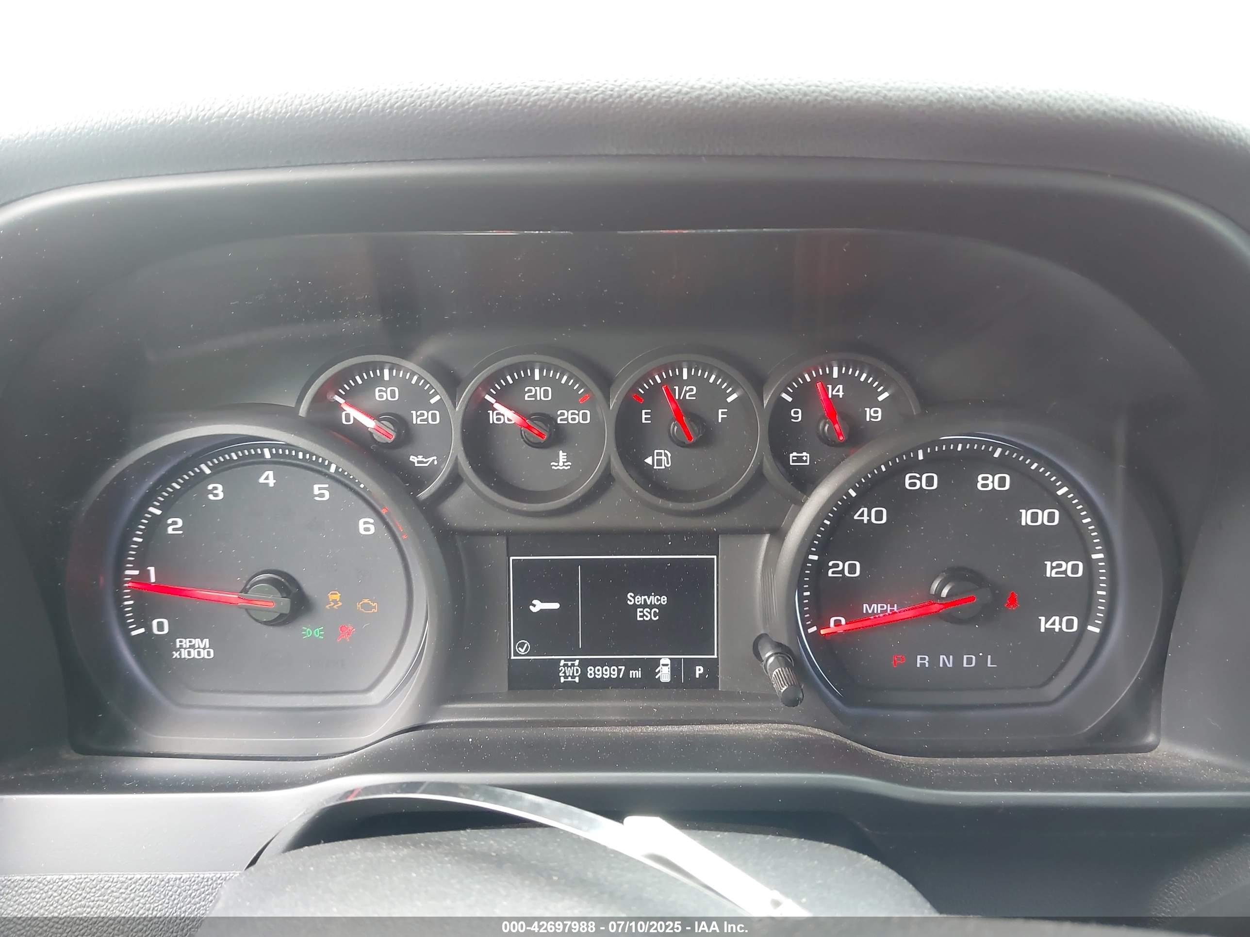 CHEVROLET SILVERADO image 7