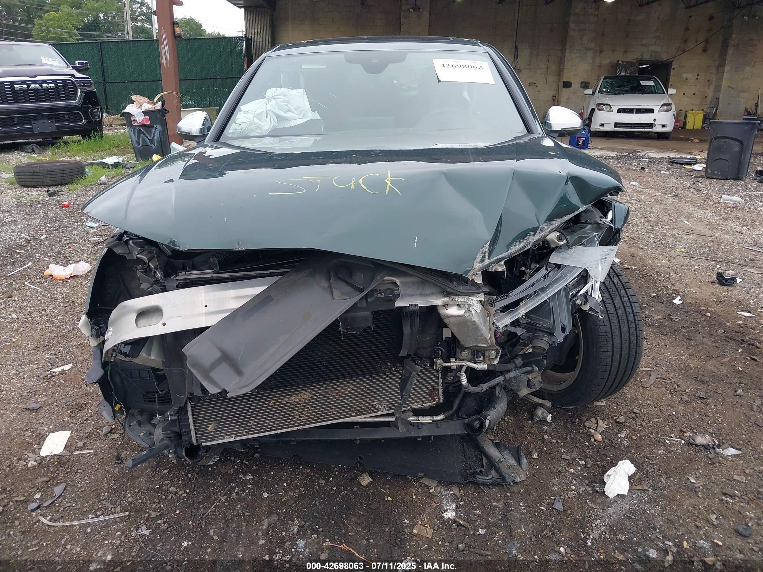 AUDI S4 image 6