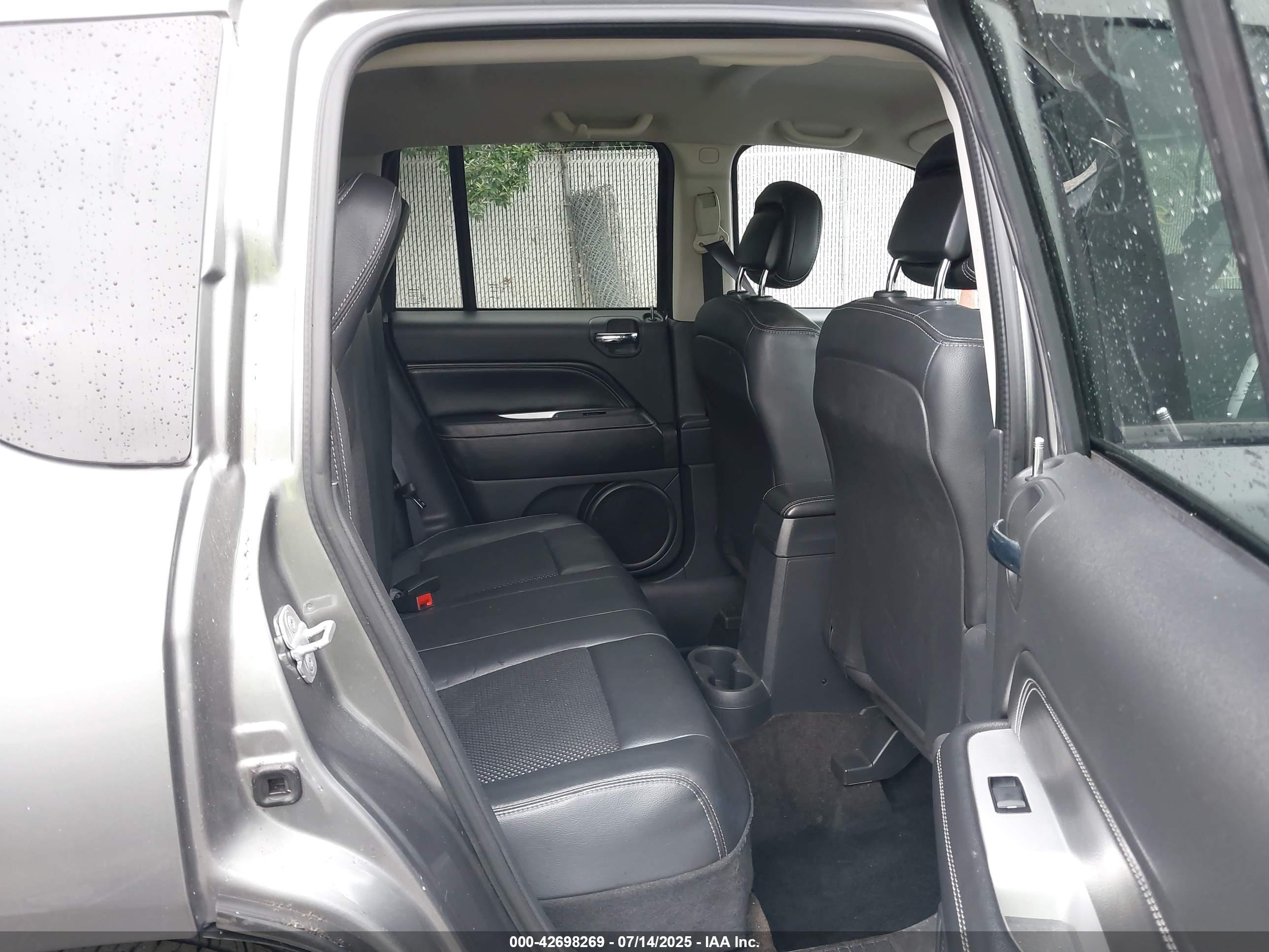 JEEP COMPASS image 8