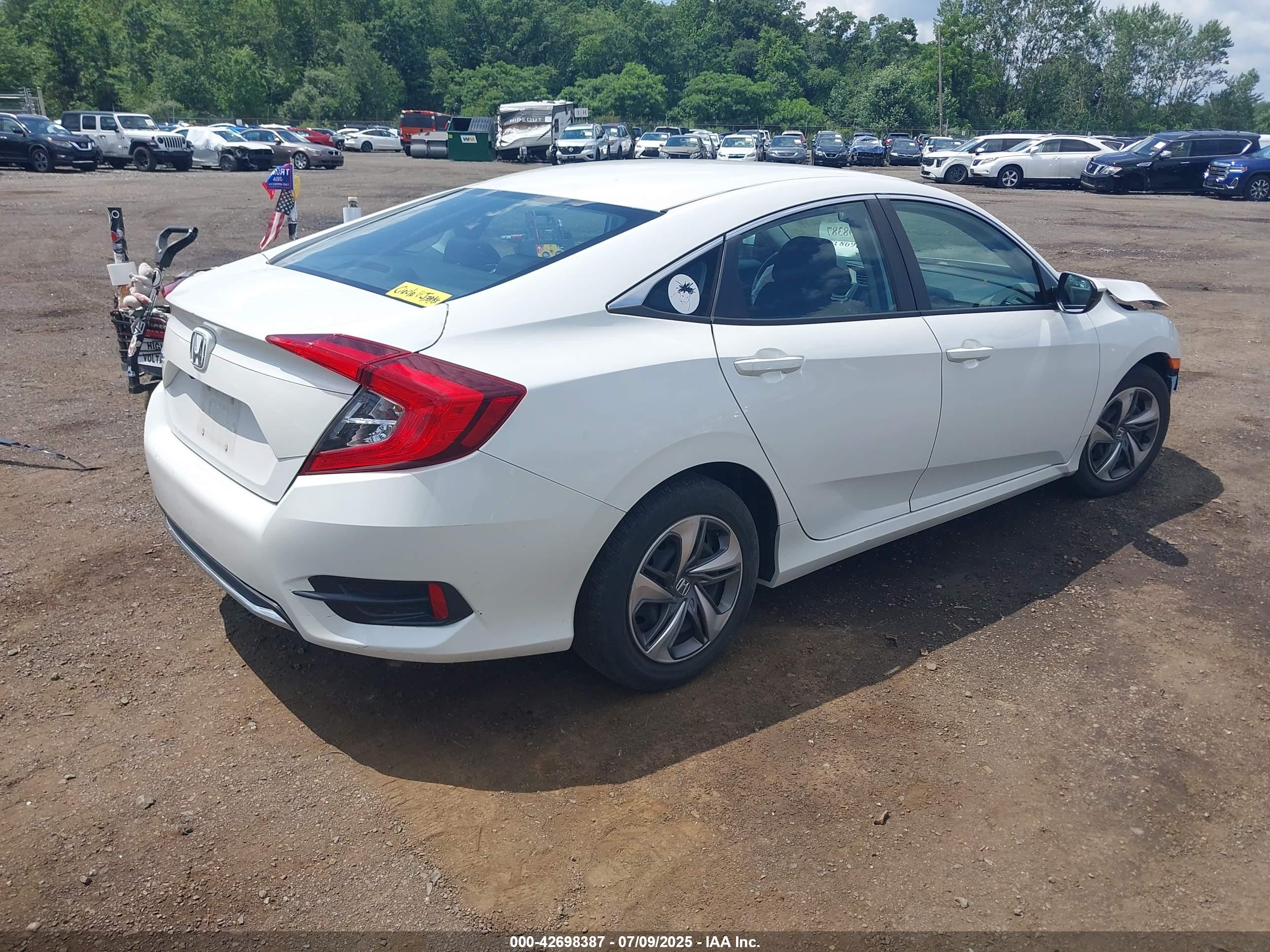 HONDA CIVIC image 4