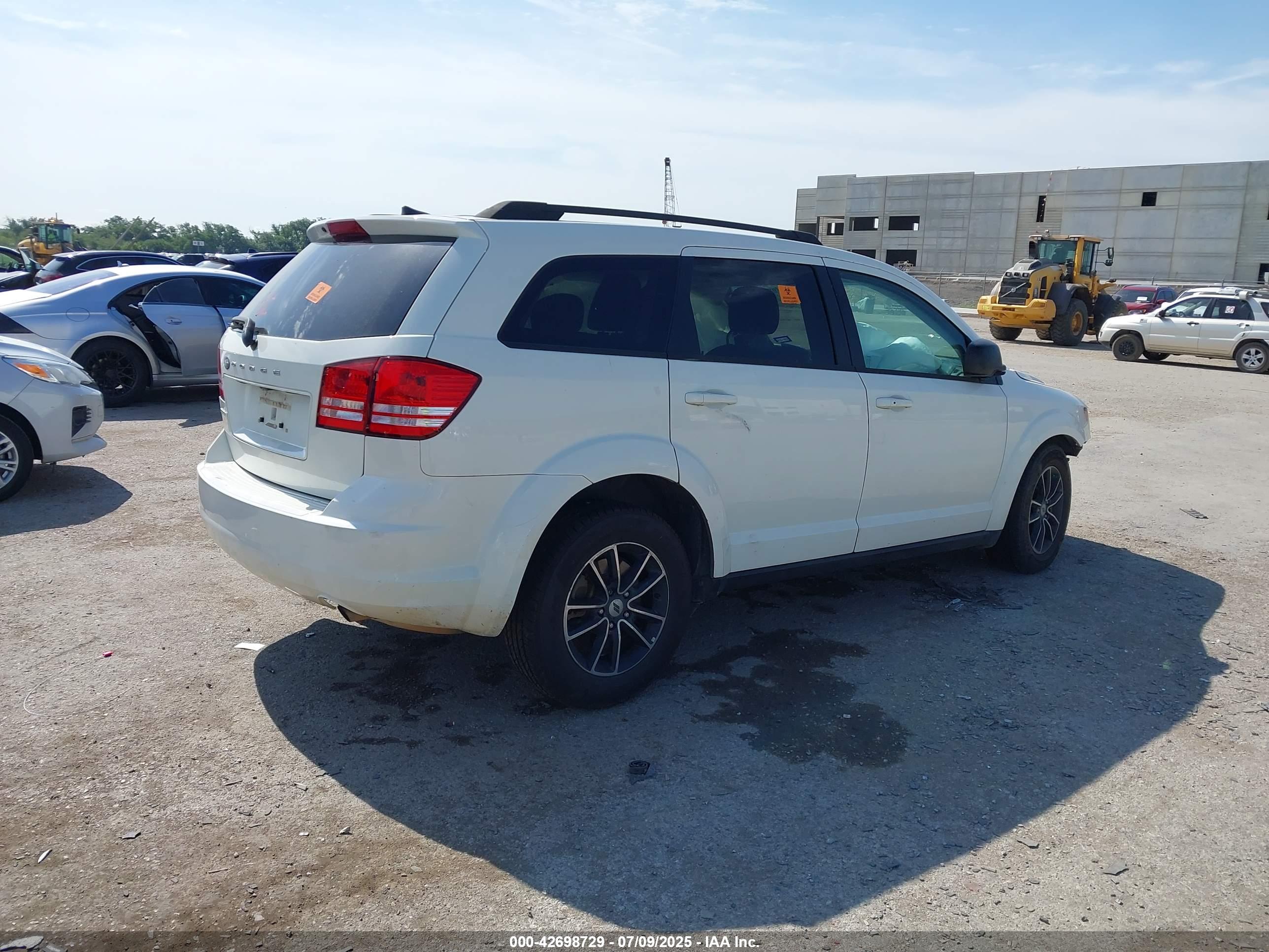 DODGE JOURNEY image 4