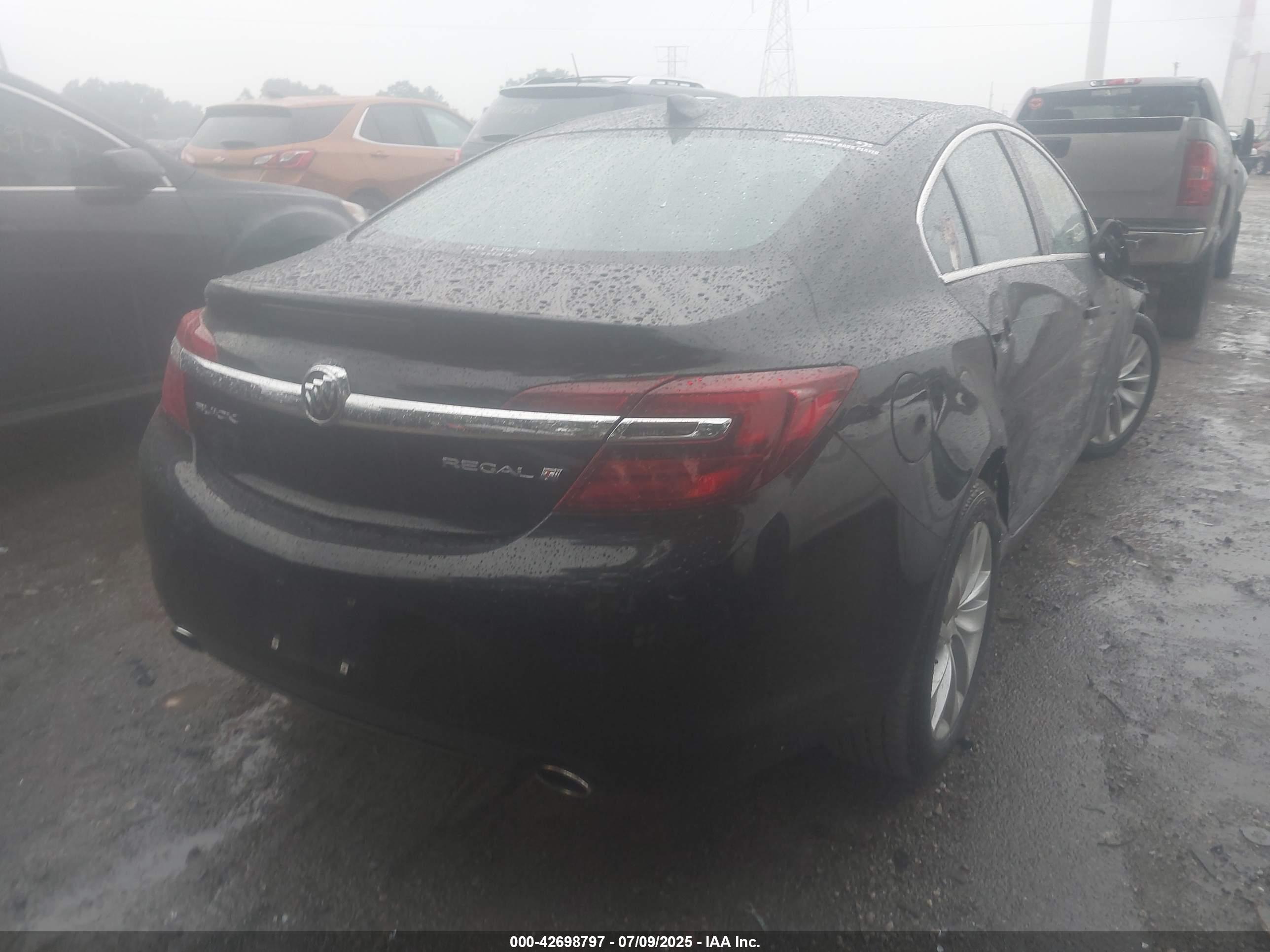 BUICK REGAL image 4