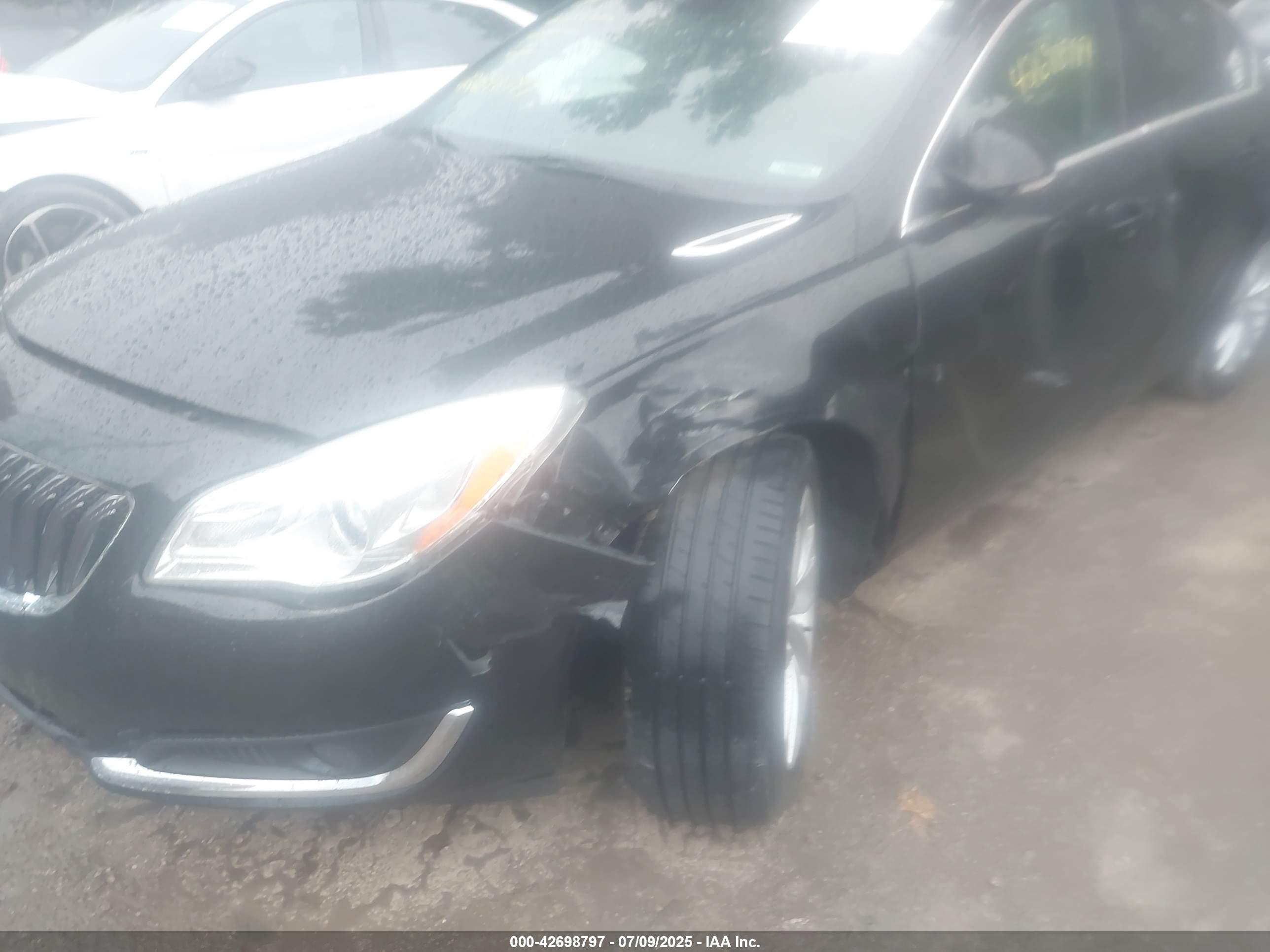 BUICK REGAL image 6