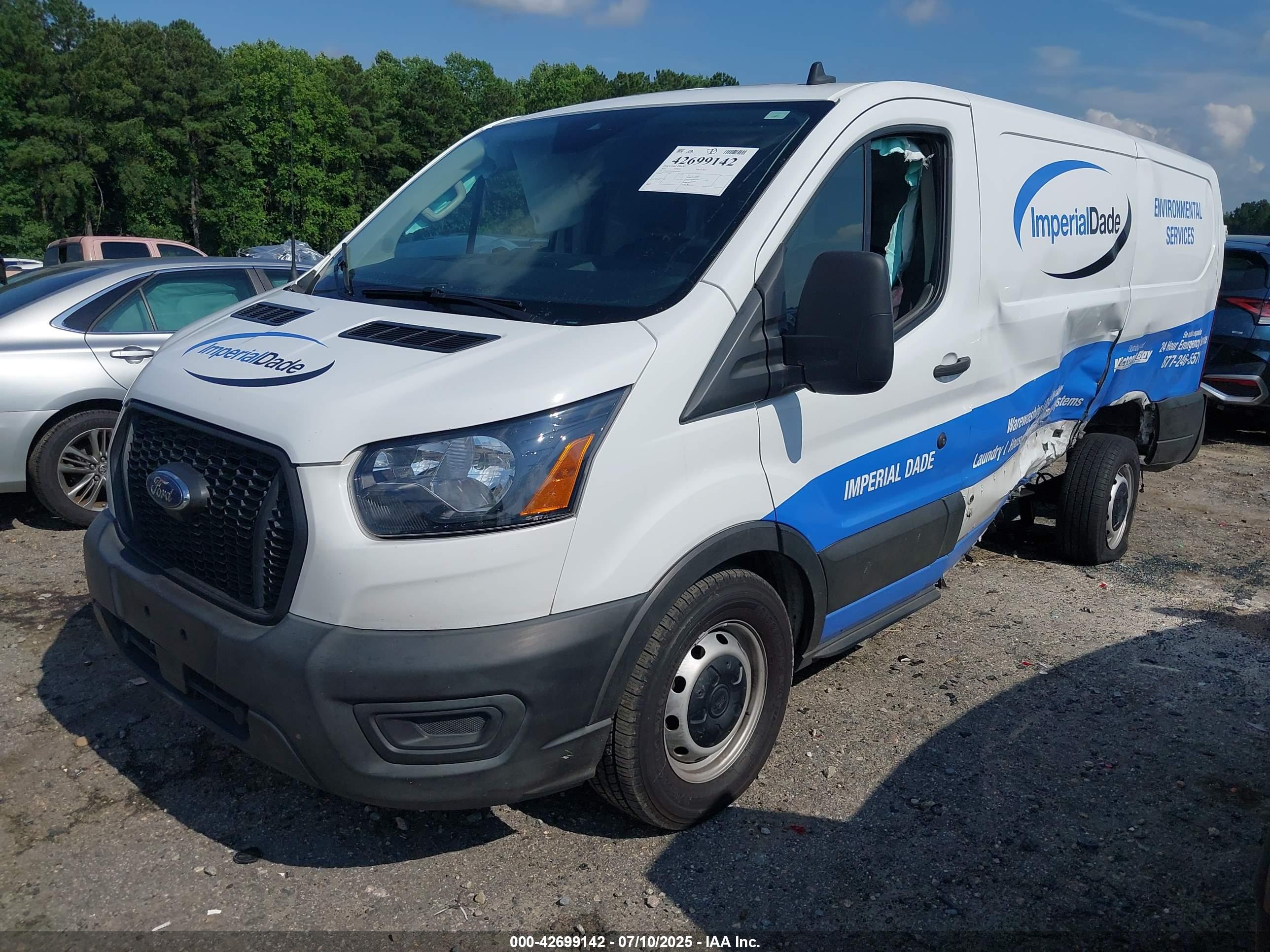 FORD TRANSIT-150 image 2