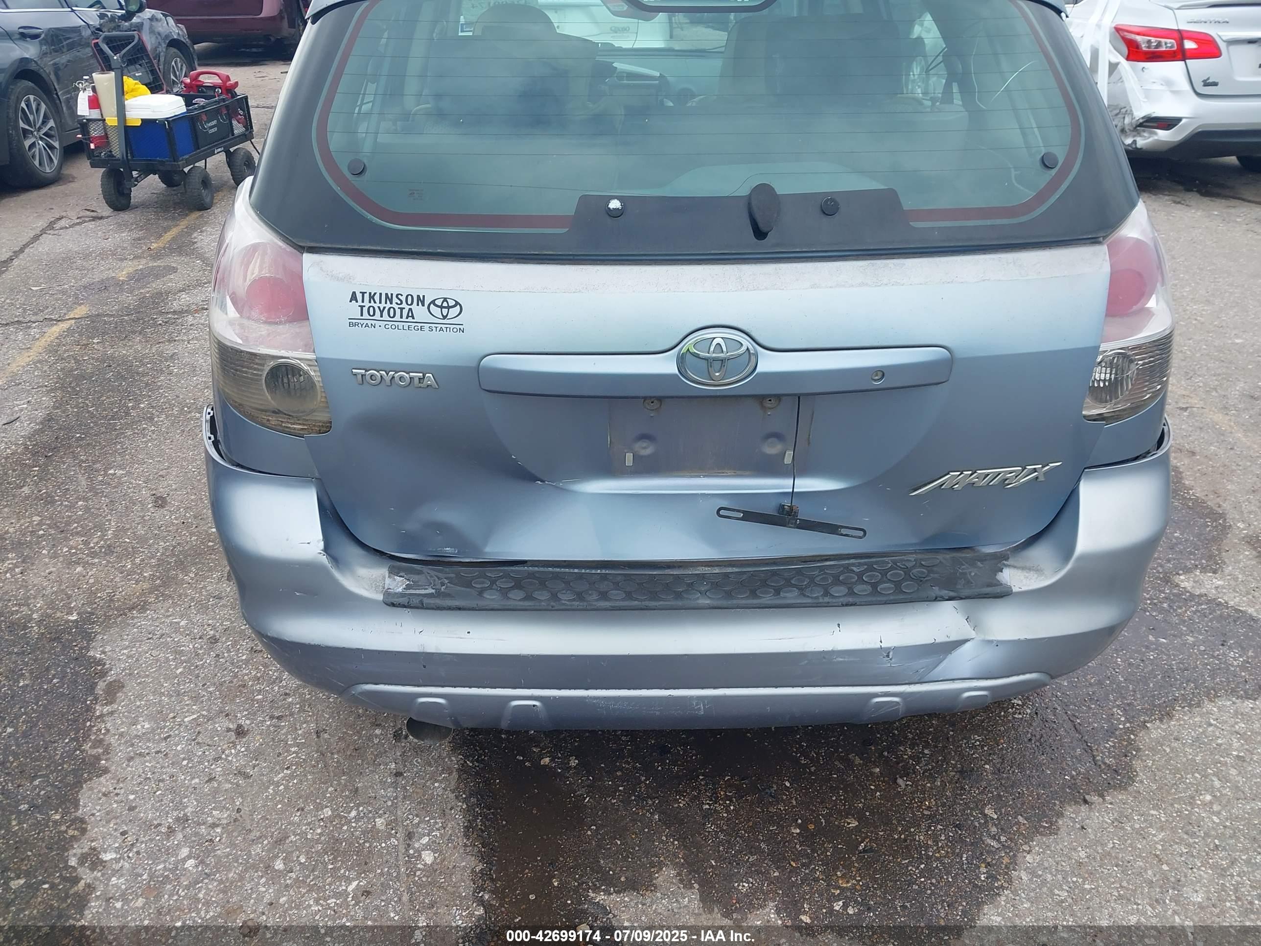 TOYOTA MATRIX image 6