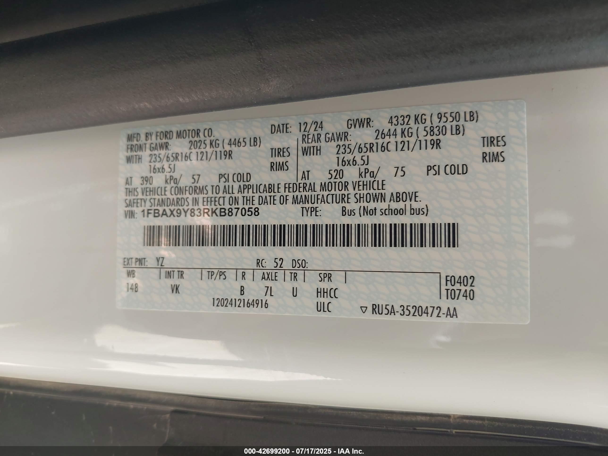 FORD TRANSIT-350 image 9