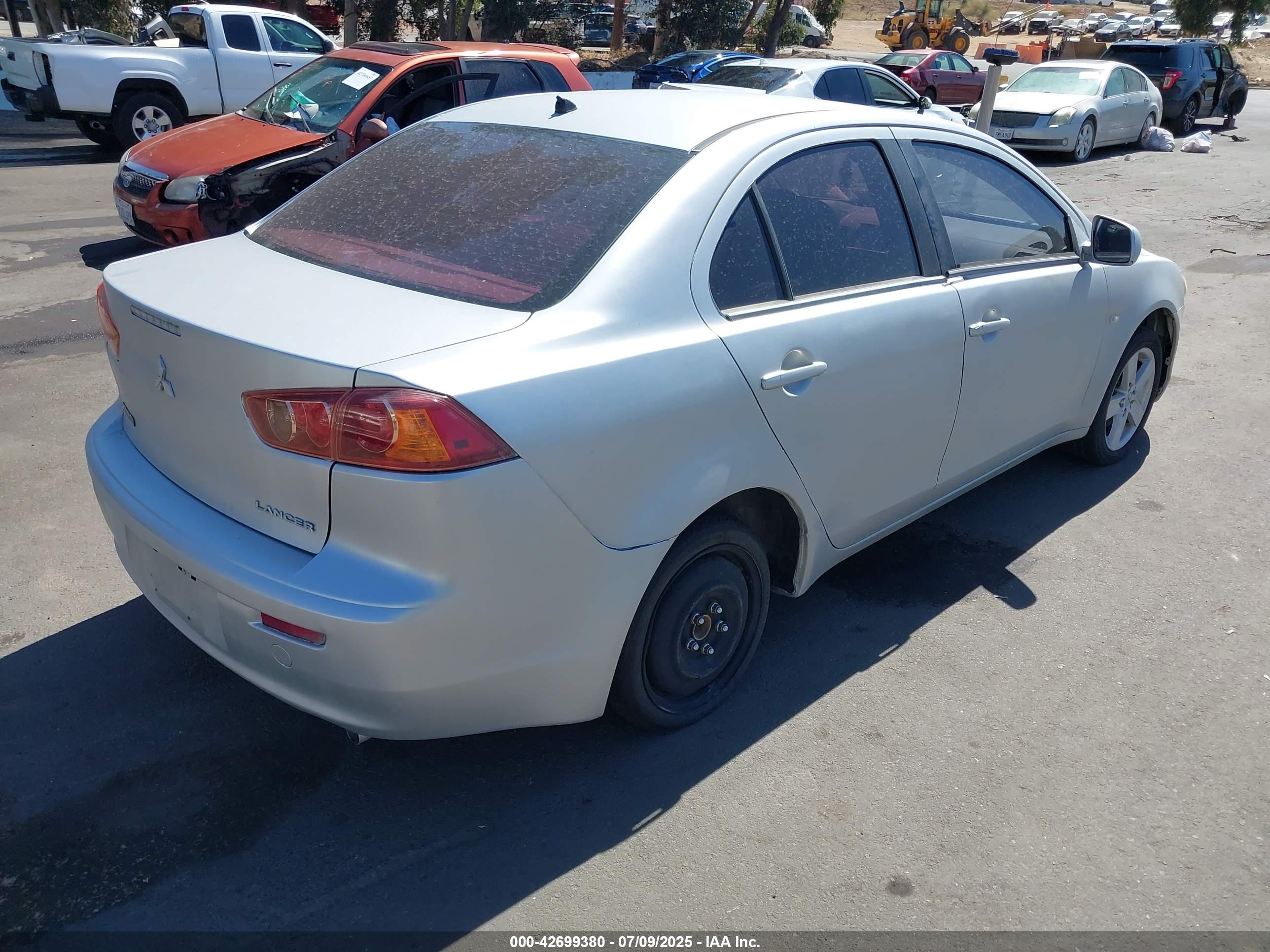 MITSUBISHI LANCER image 4