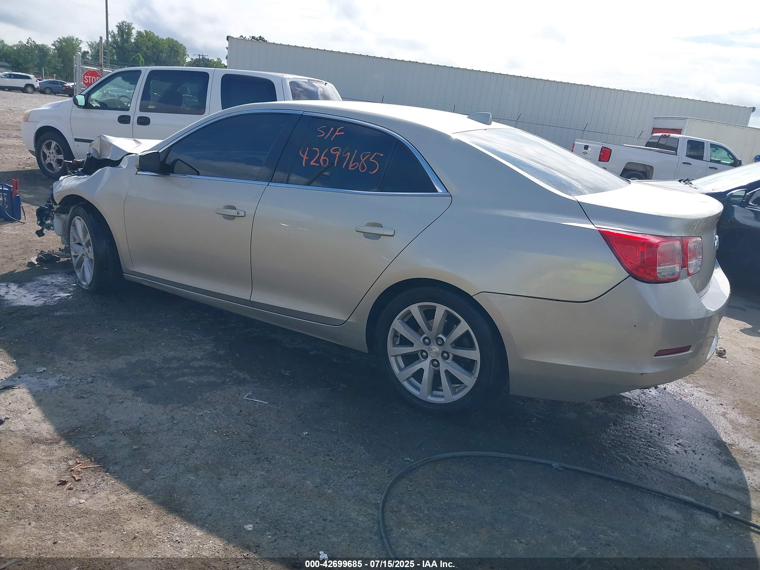 CHEVROLET MALIBU image 3