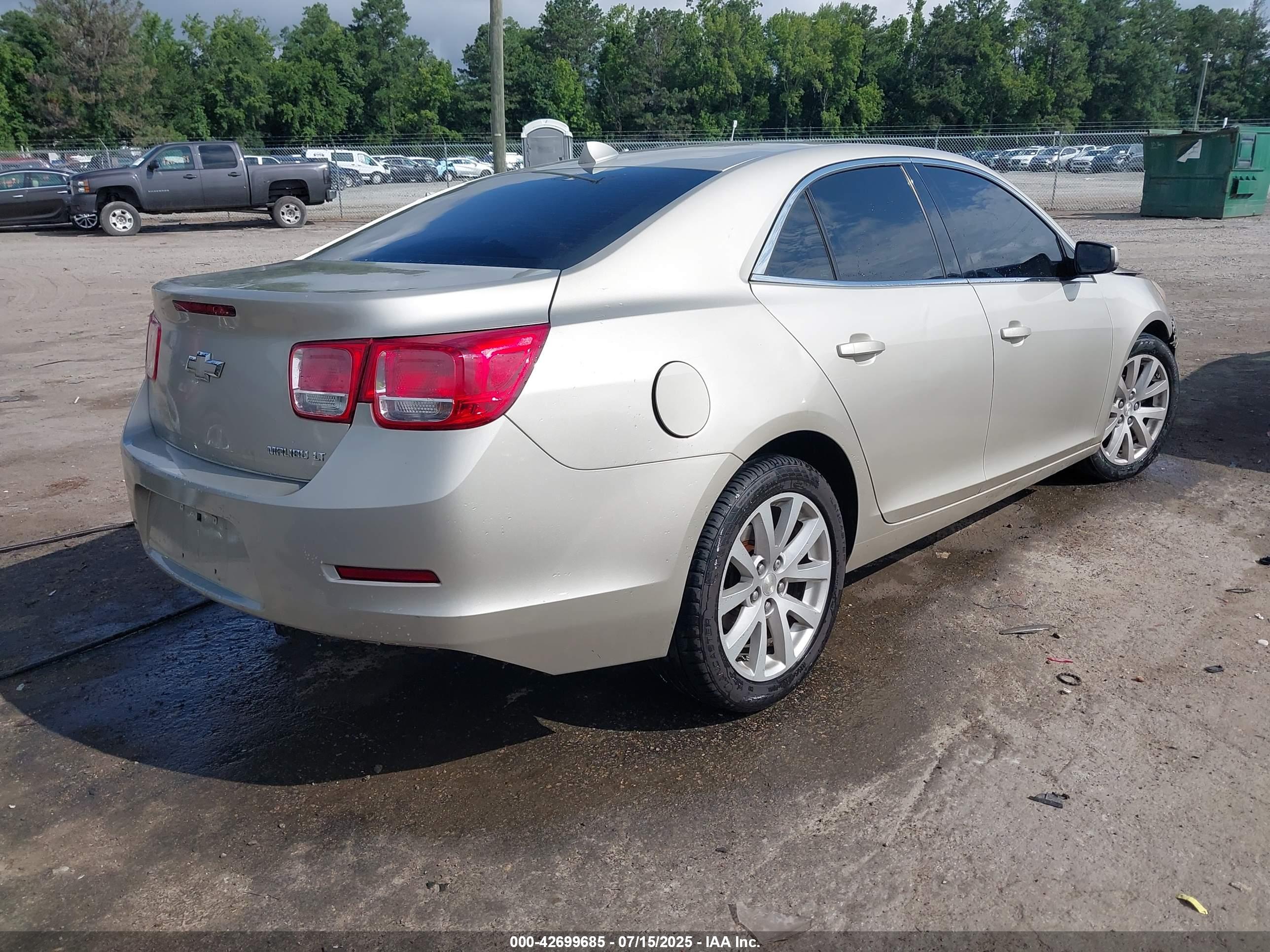 CHEVROLET MALIBU image 4
