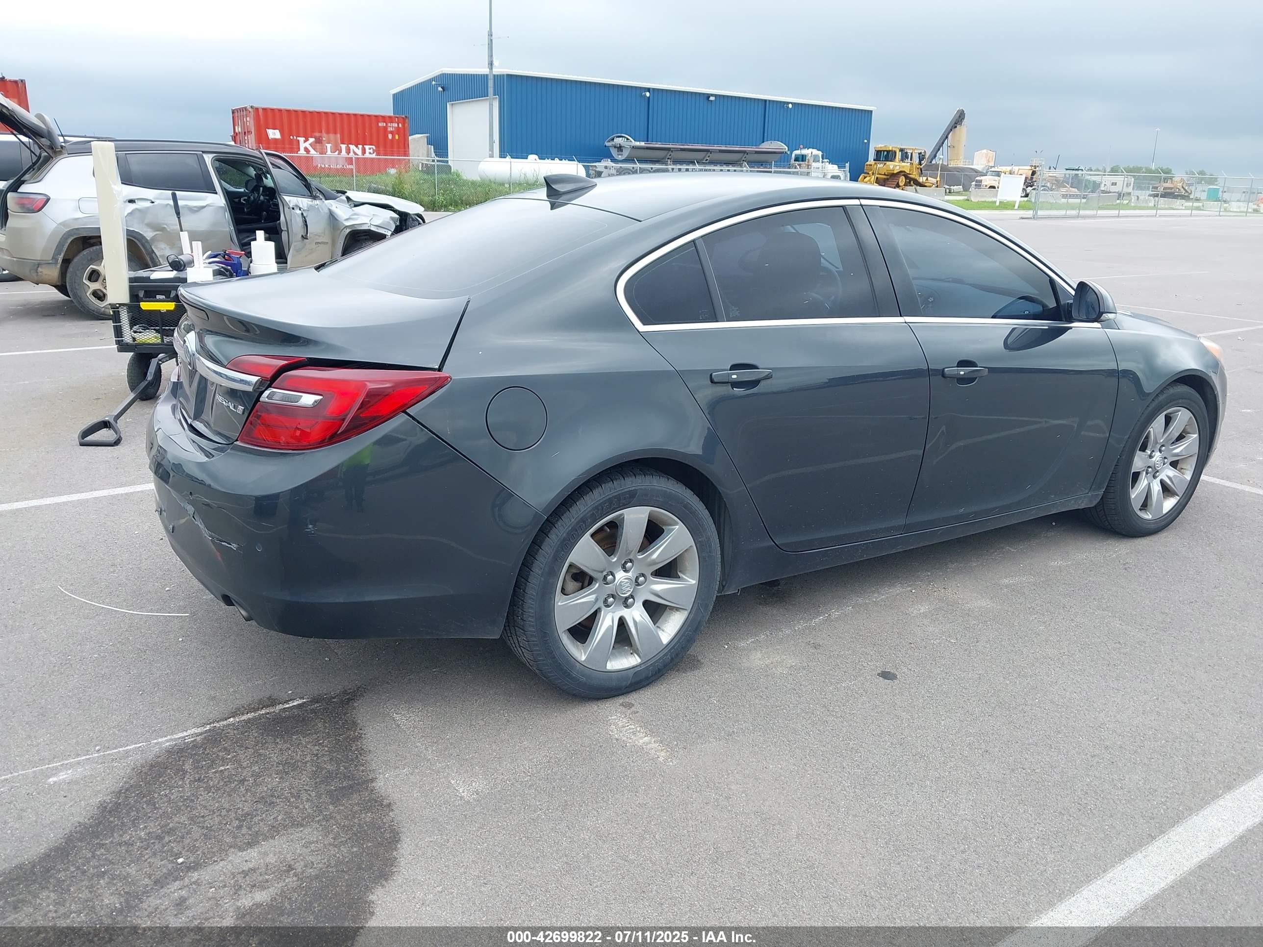 BUICK REGAL image 4