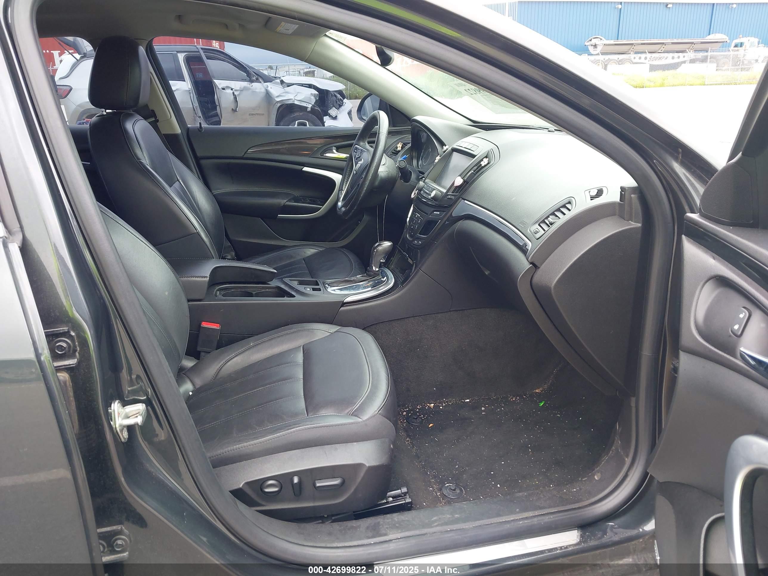 BUICK REGAL image 5