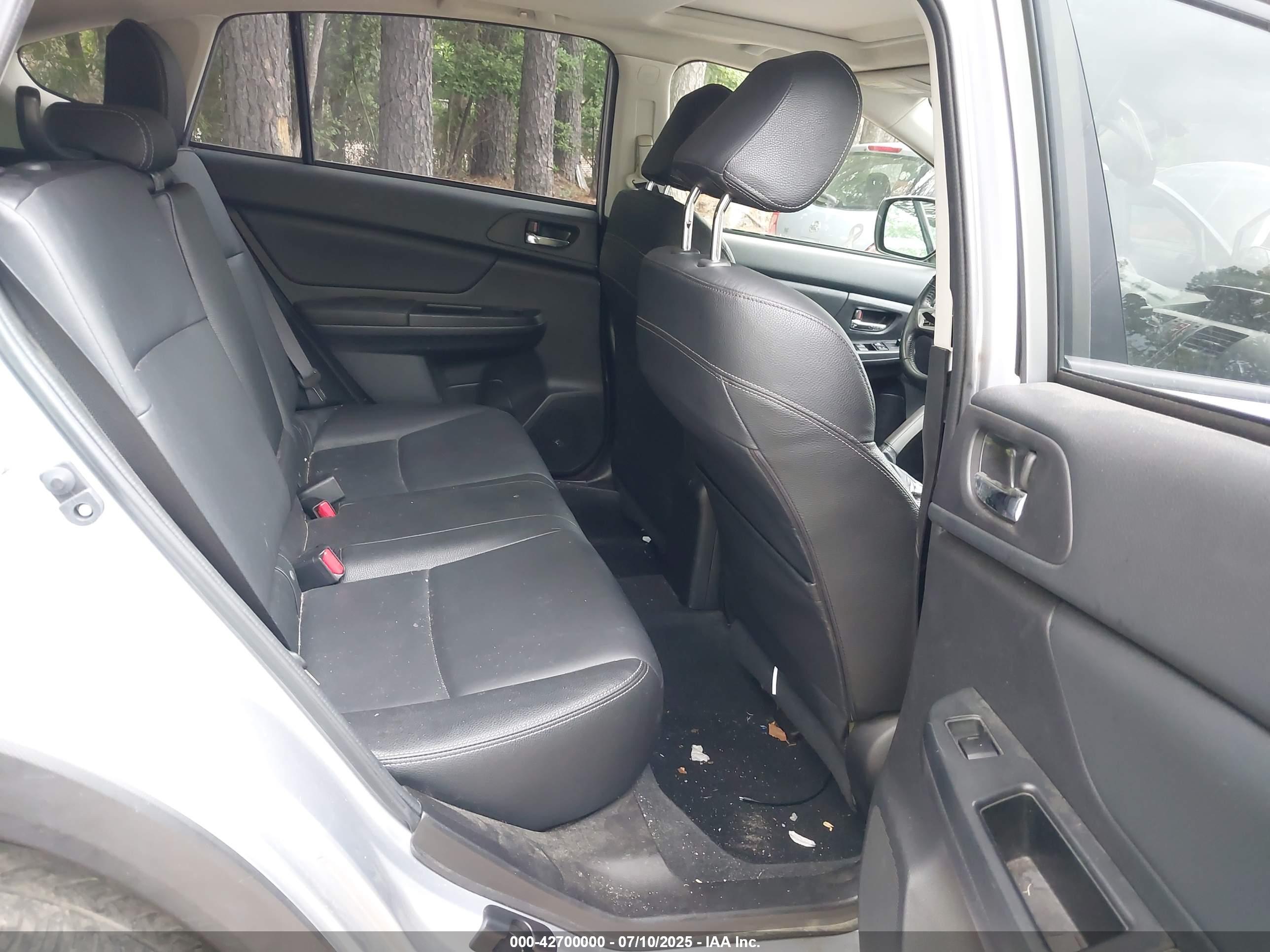 SUBARU XV image 8