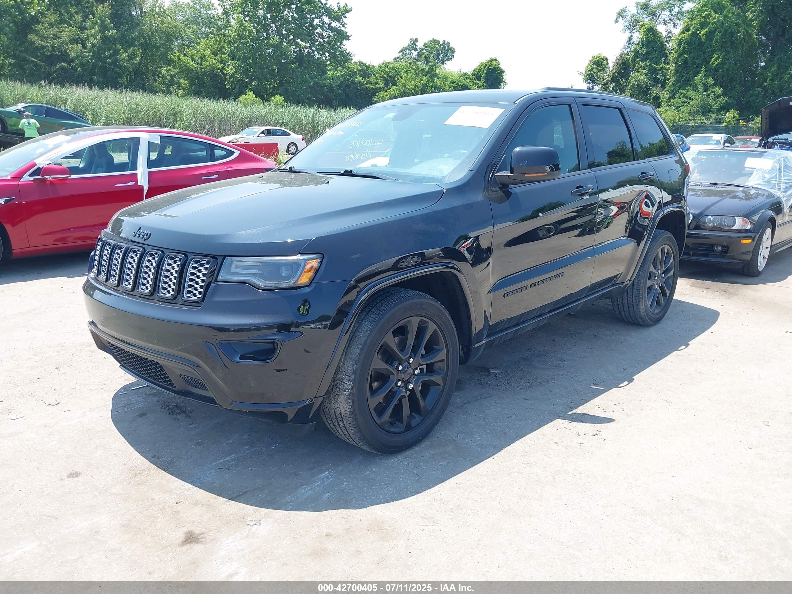 JEEP GRAND image 2