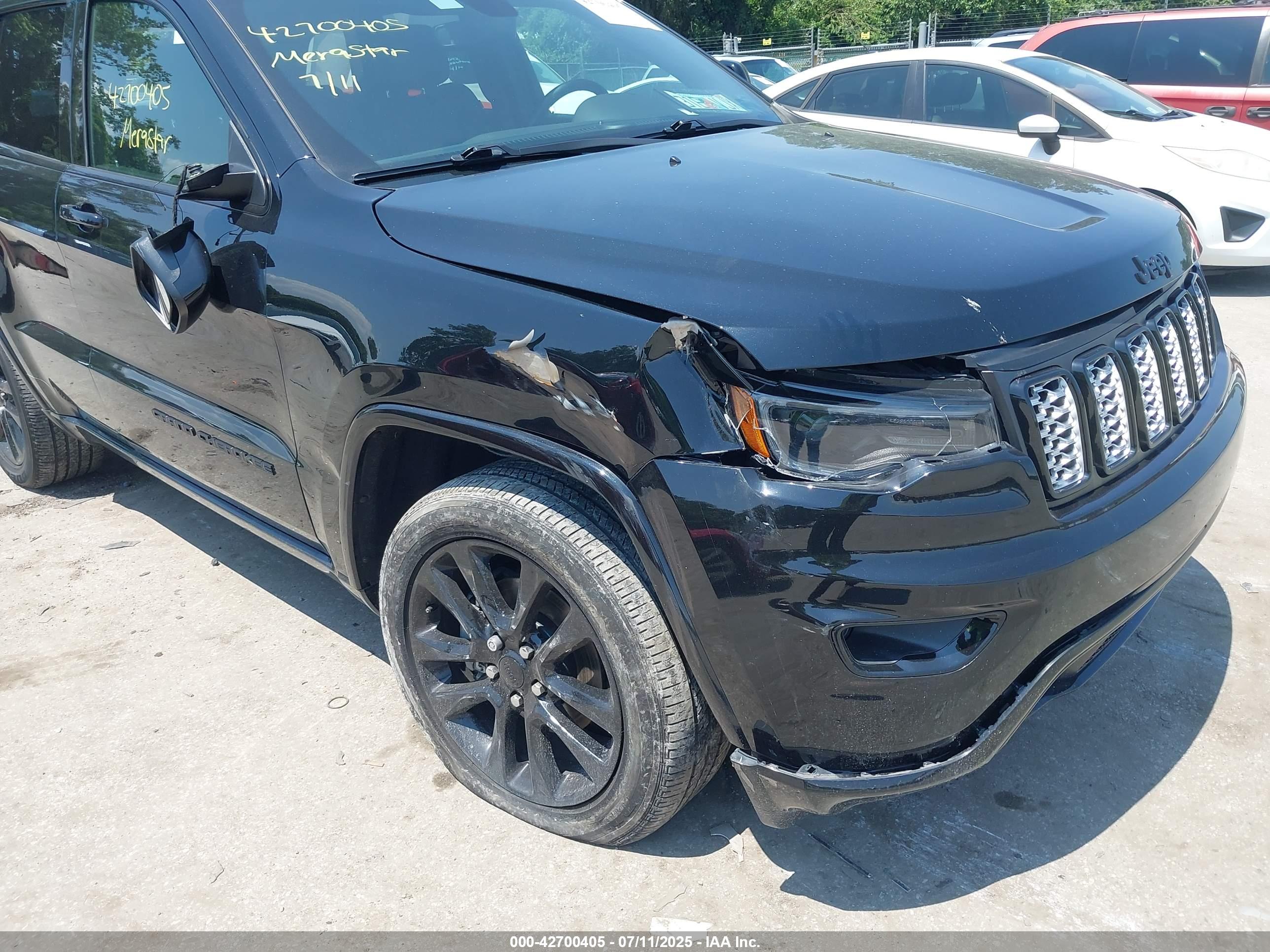 JEEP GRAND image 6