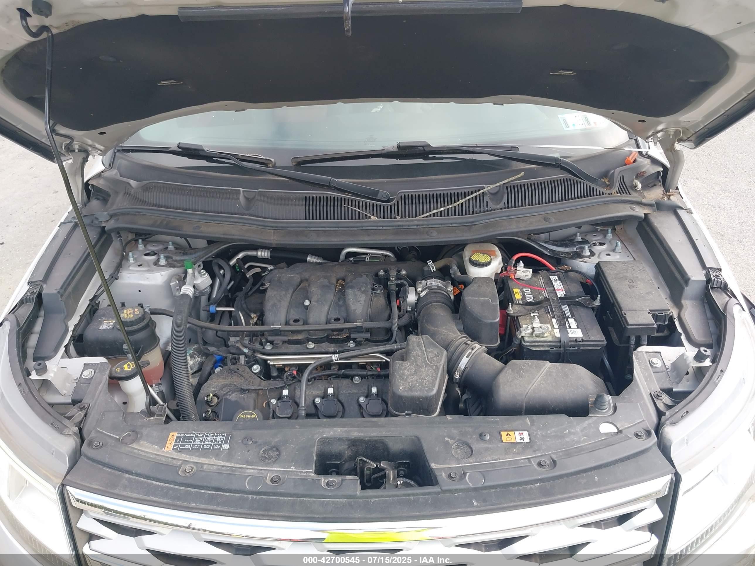 FORD EXPLORER image 10