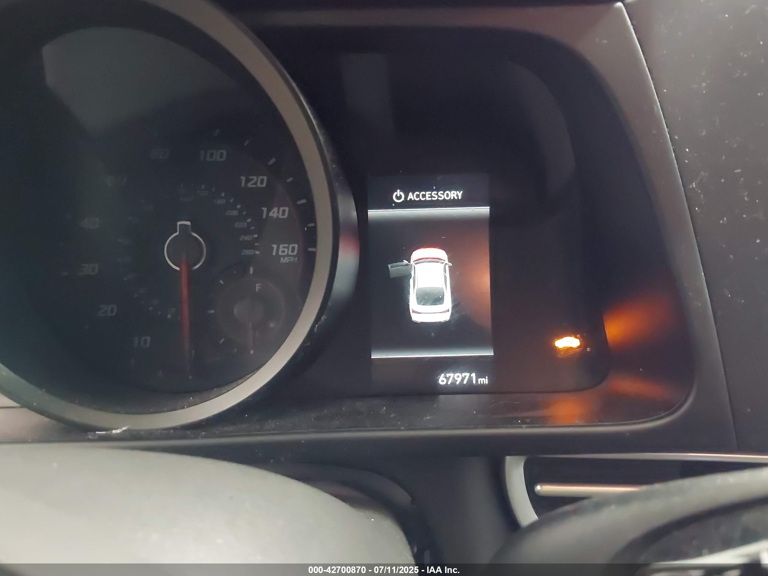 HYUNDAI ELANTRA image 7