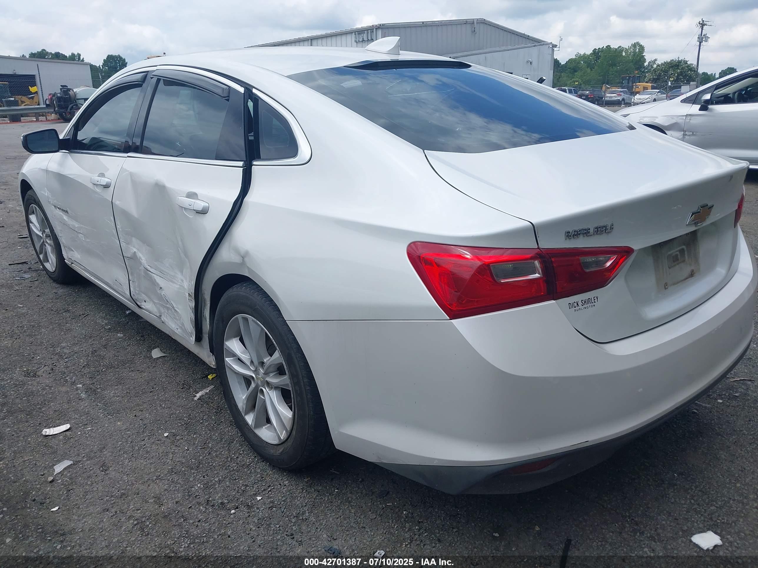 CHEVROLET MALIBU image 3
