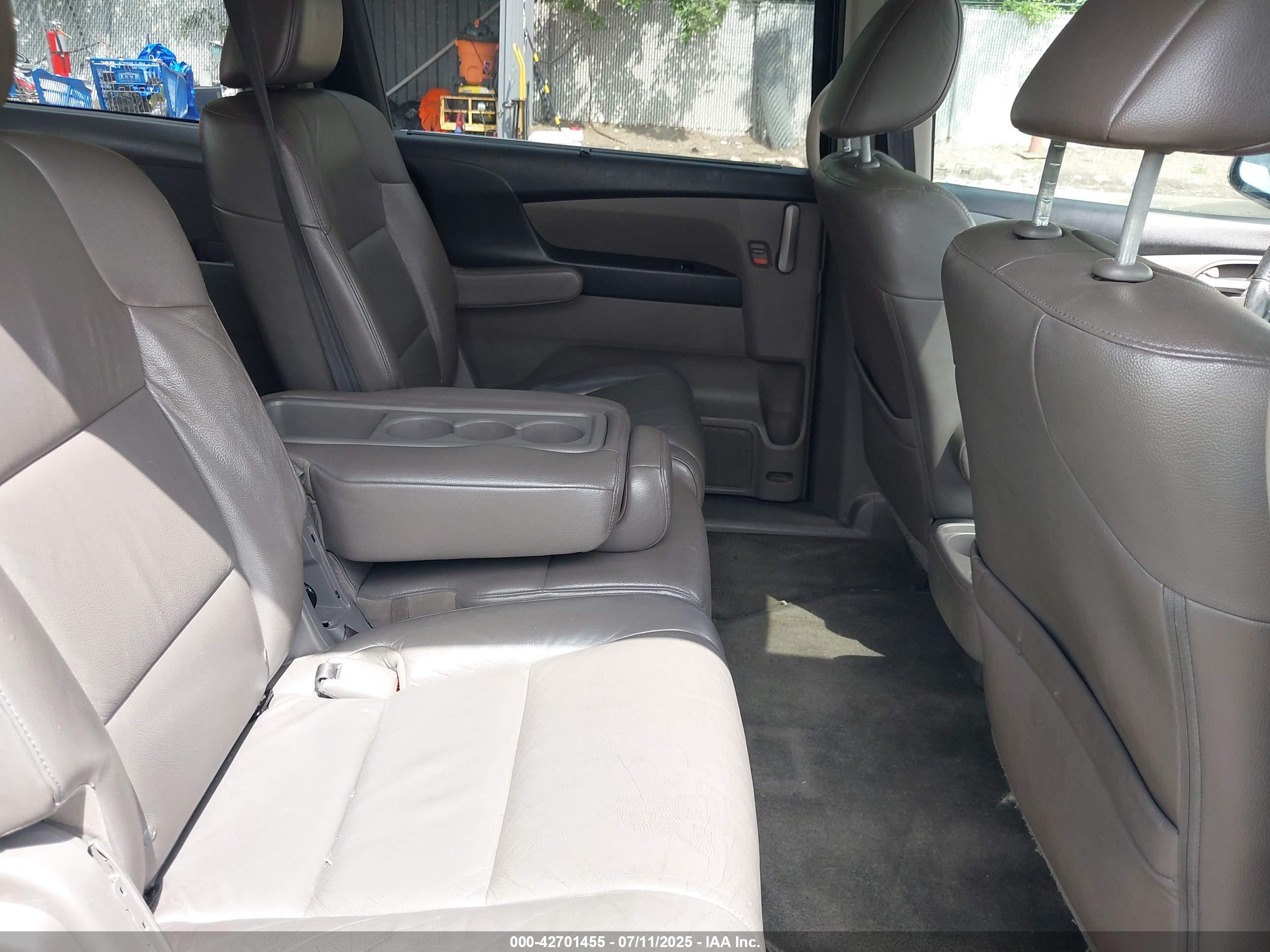 HONDA ODYSSEY image 8
