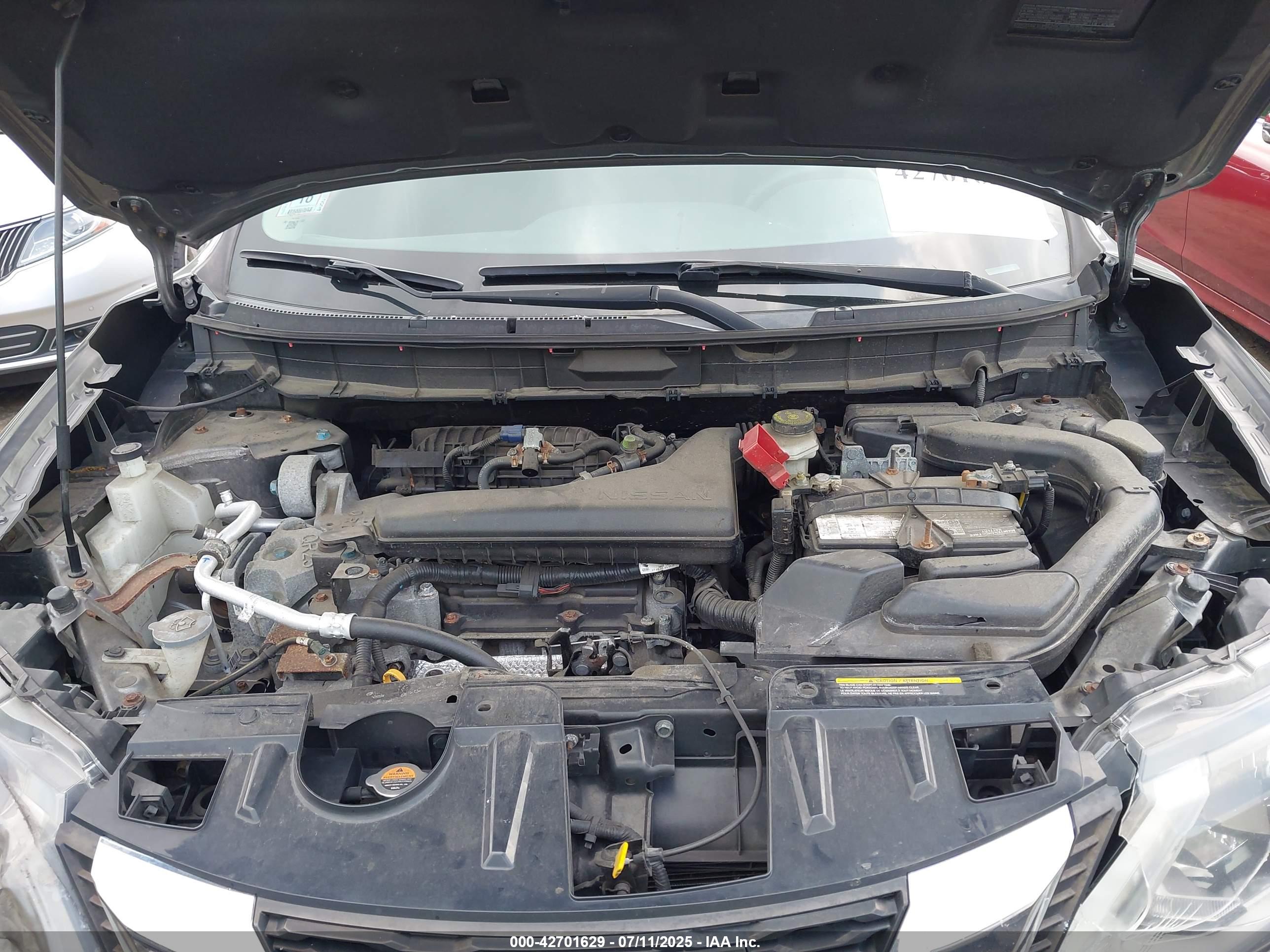 NISSAN ROGUE image 10