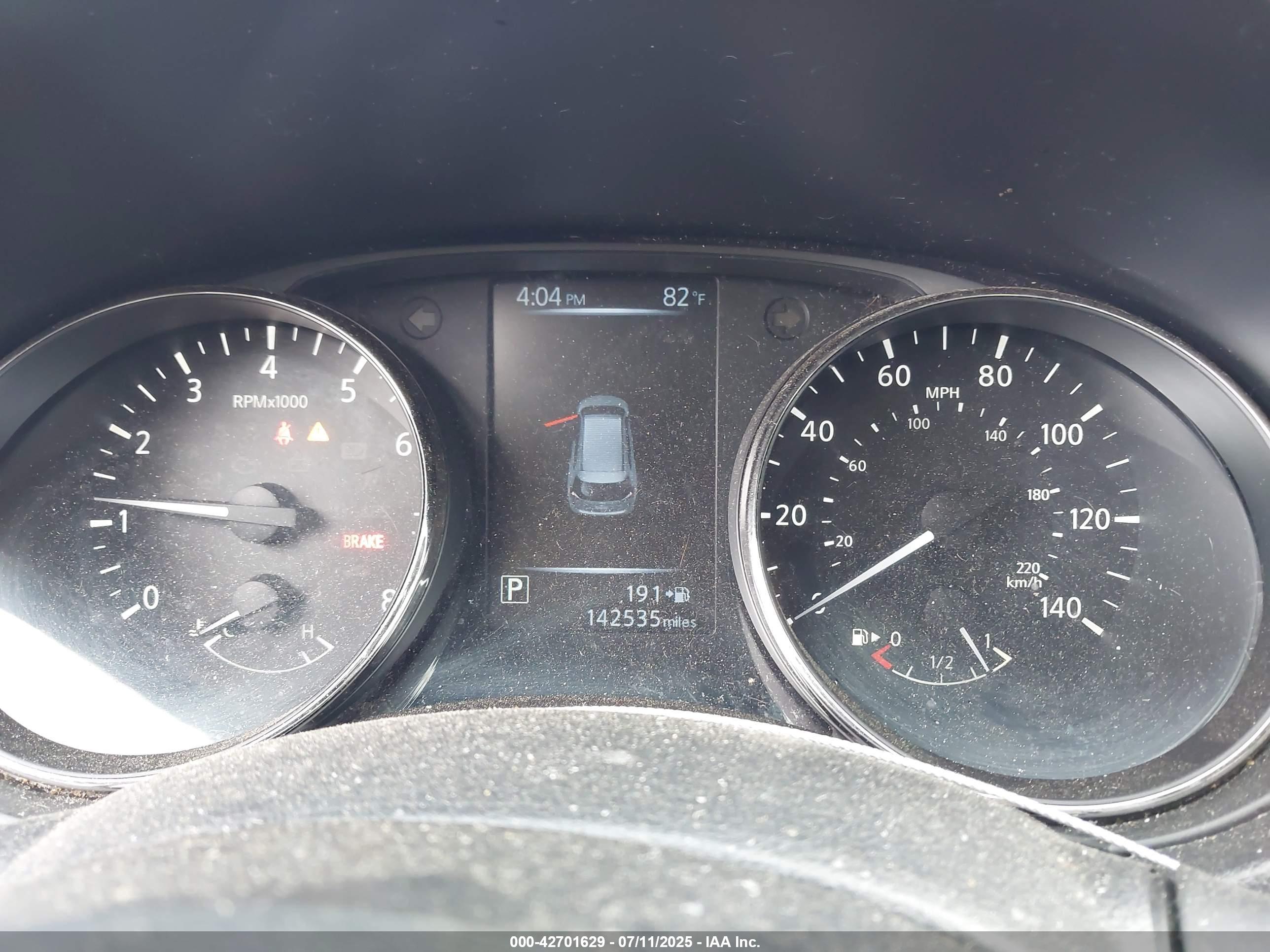 NISSAN ROGUE image 7