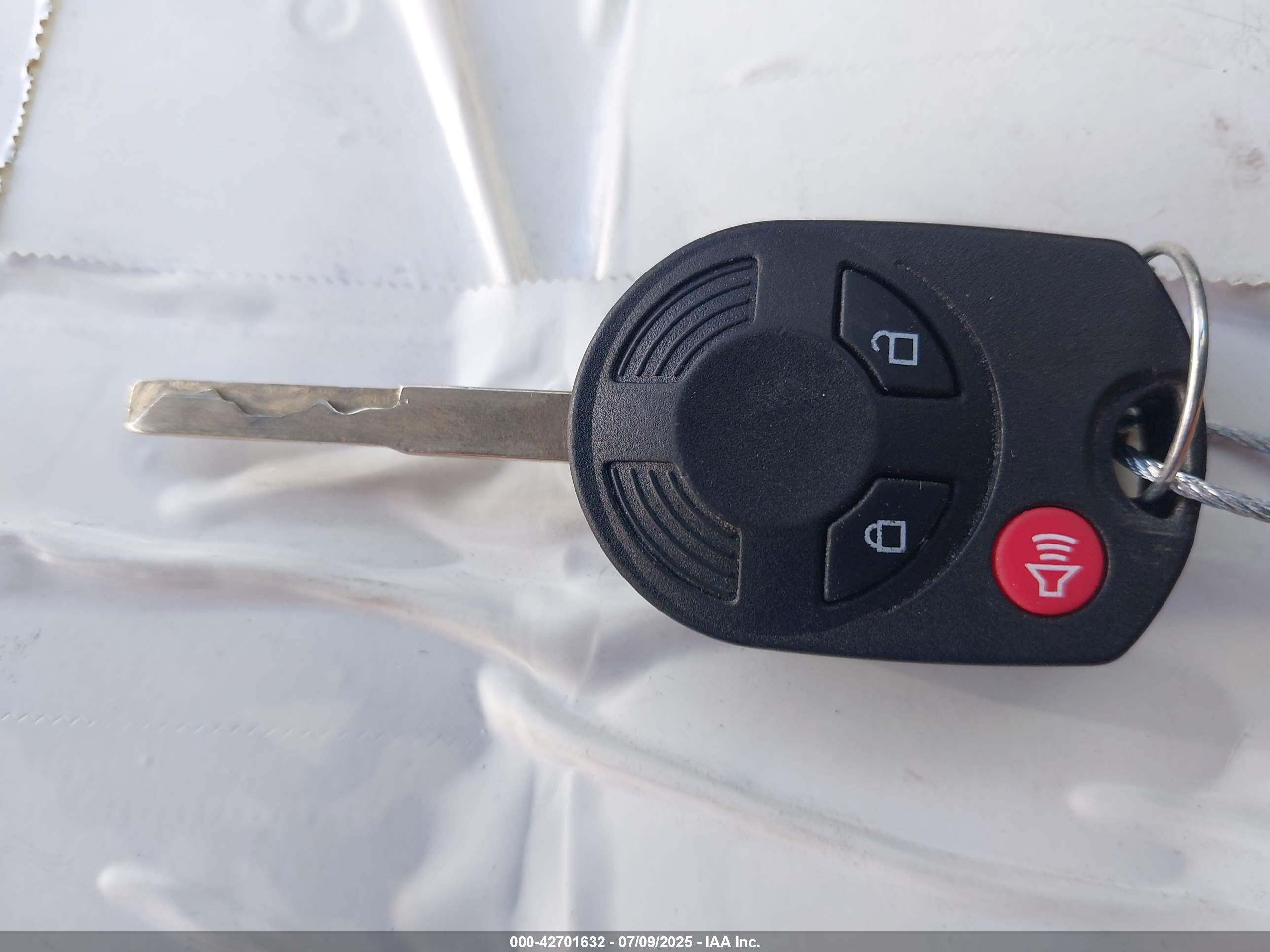 FORD ESCAPE image 11
