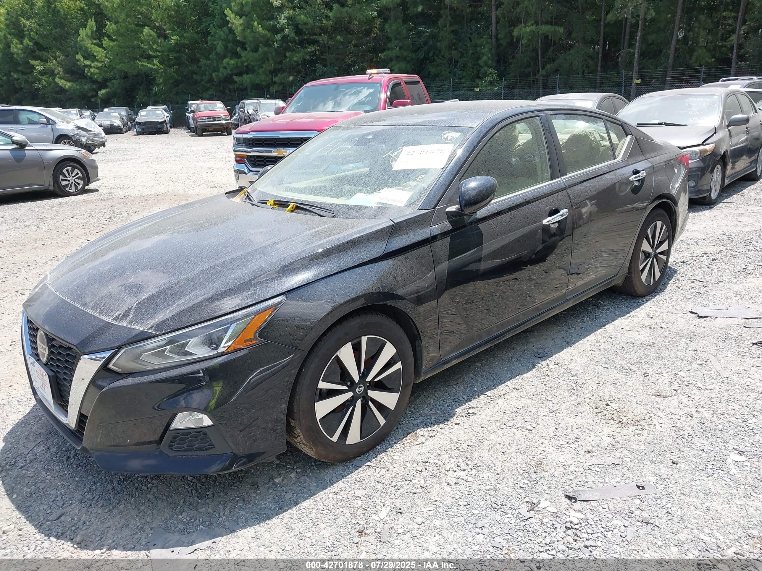 NISSAN ALTIMA image 2