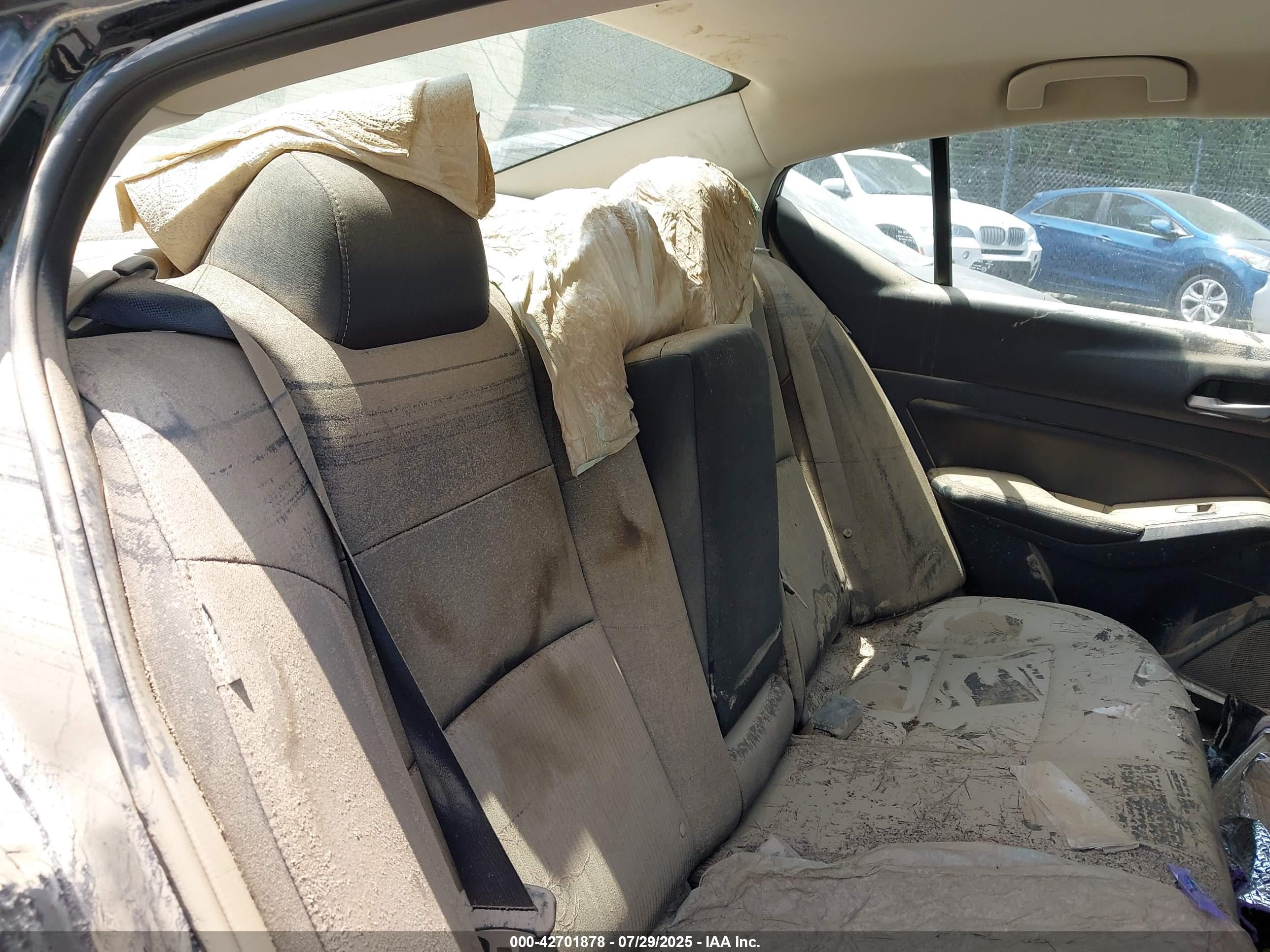 NISSAN ALTIMA image 8