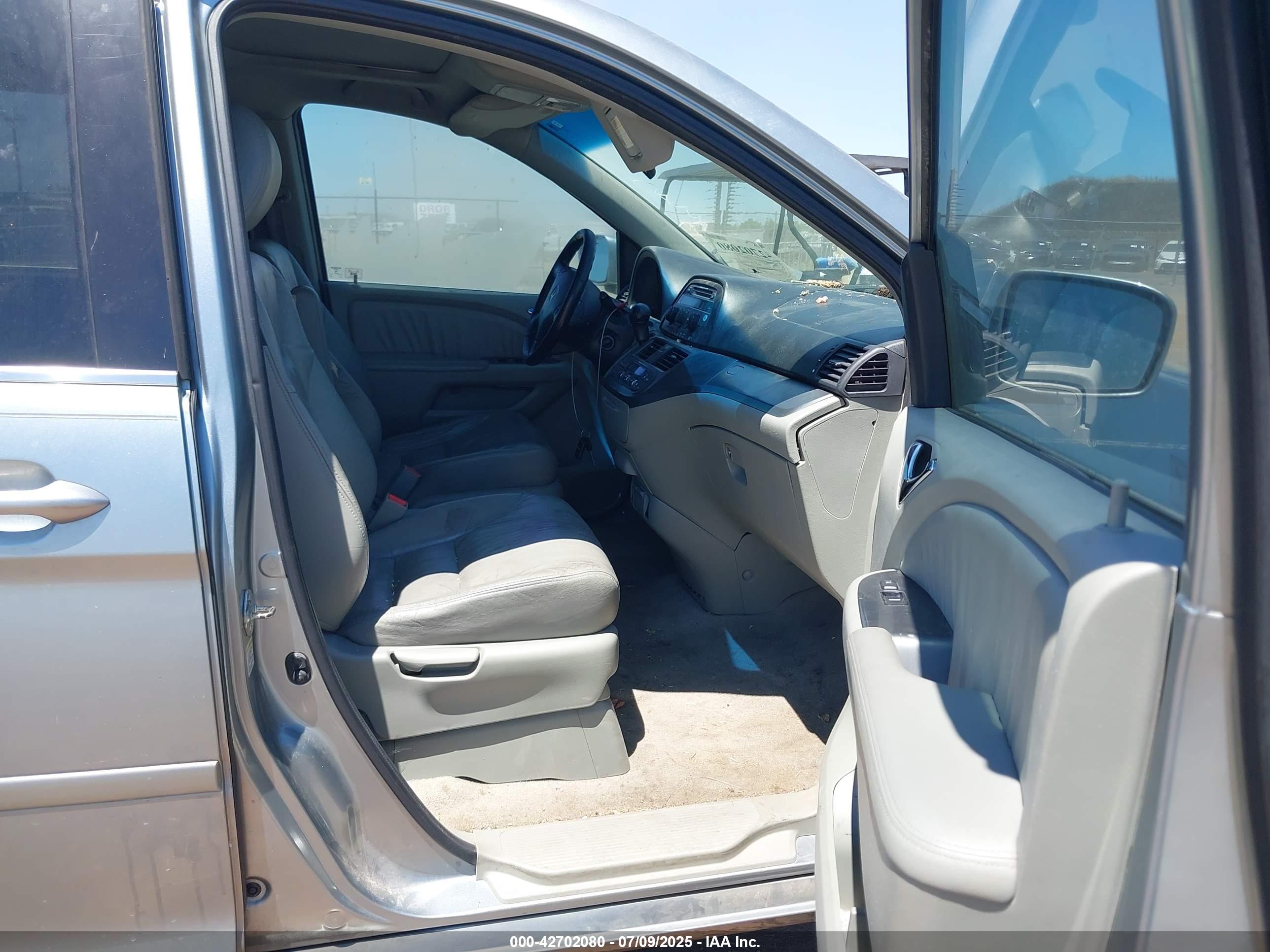 HONDA ODYSSEY image 5