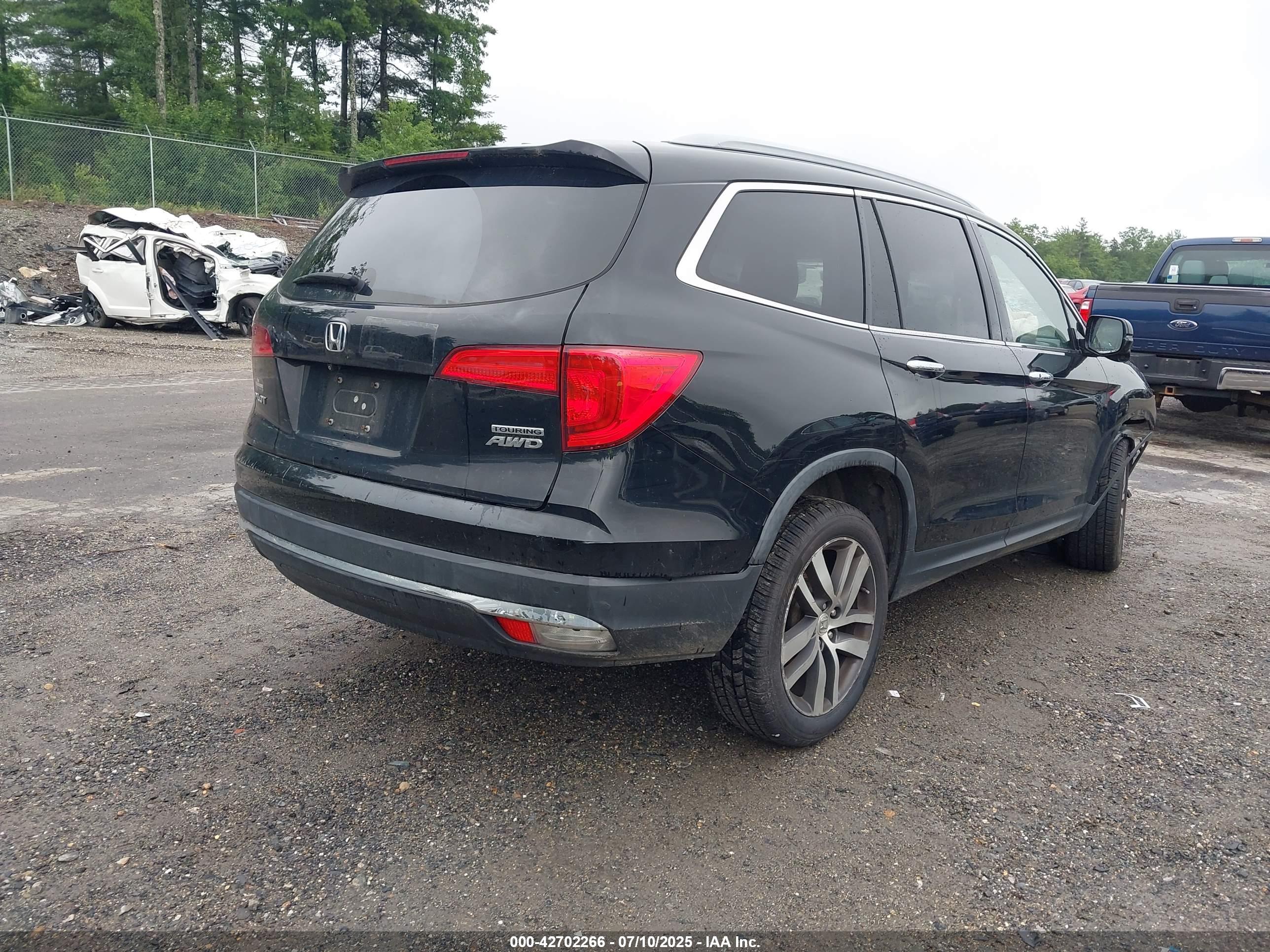 HONDA PILOT image 4