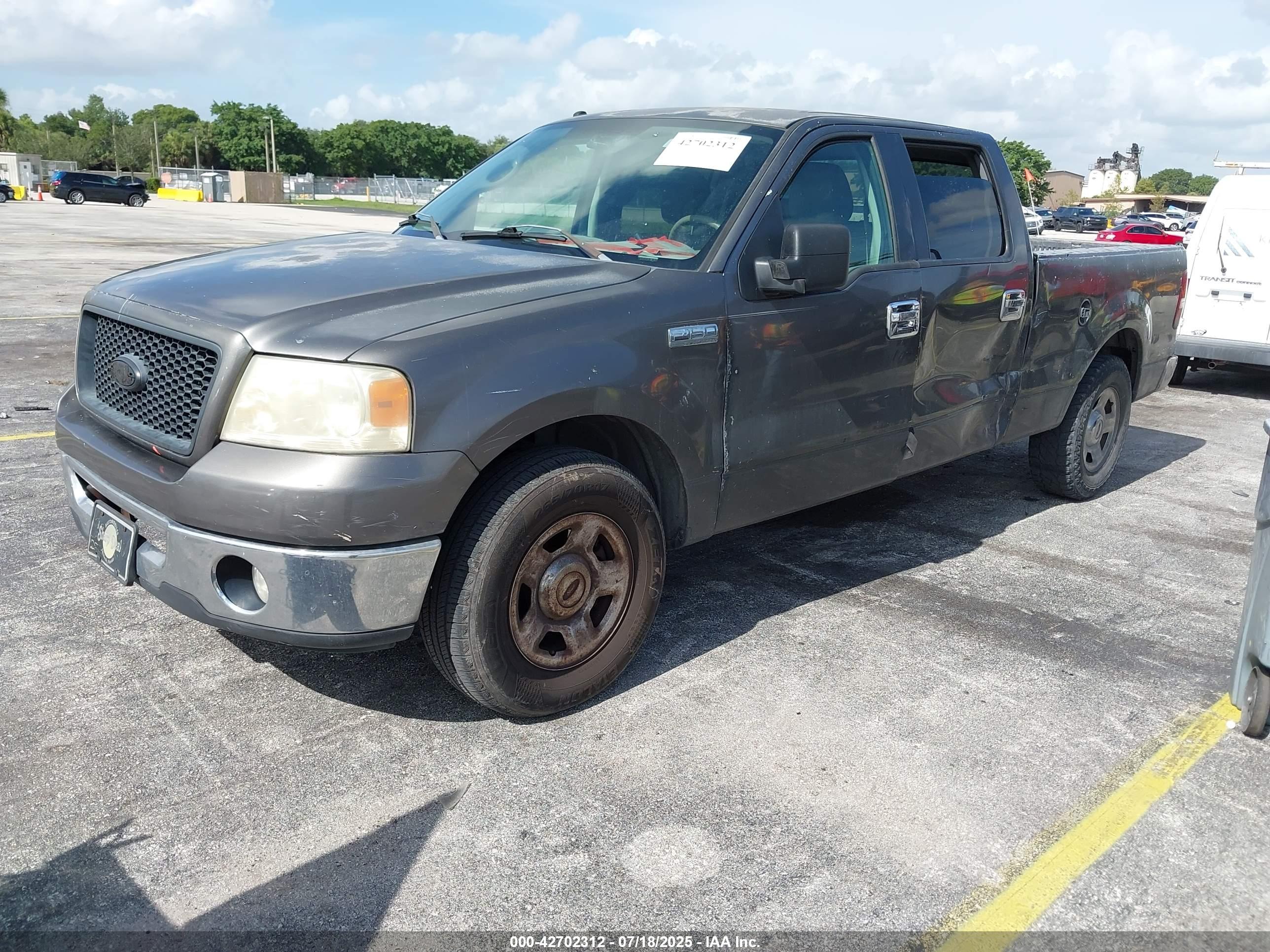 FORD F-150 image 2