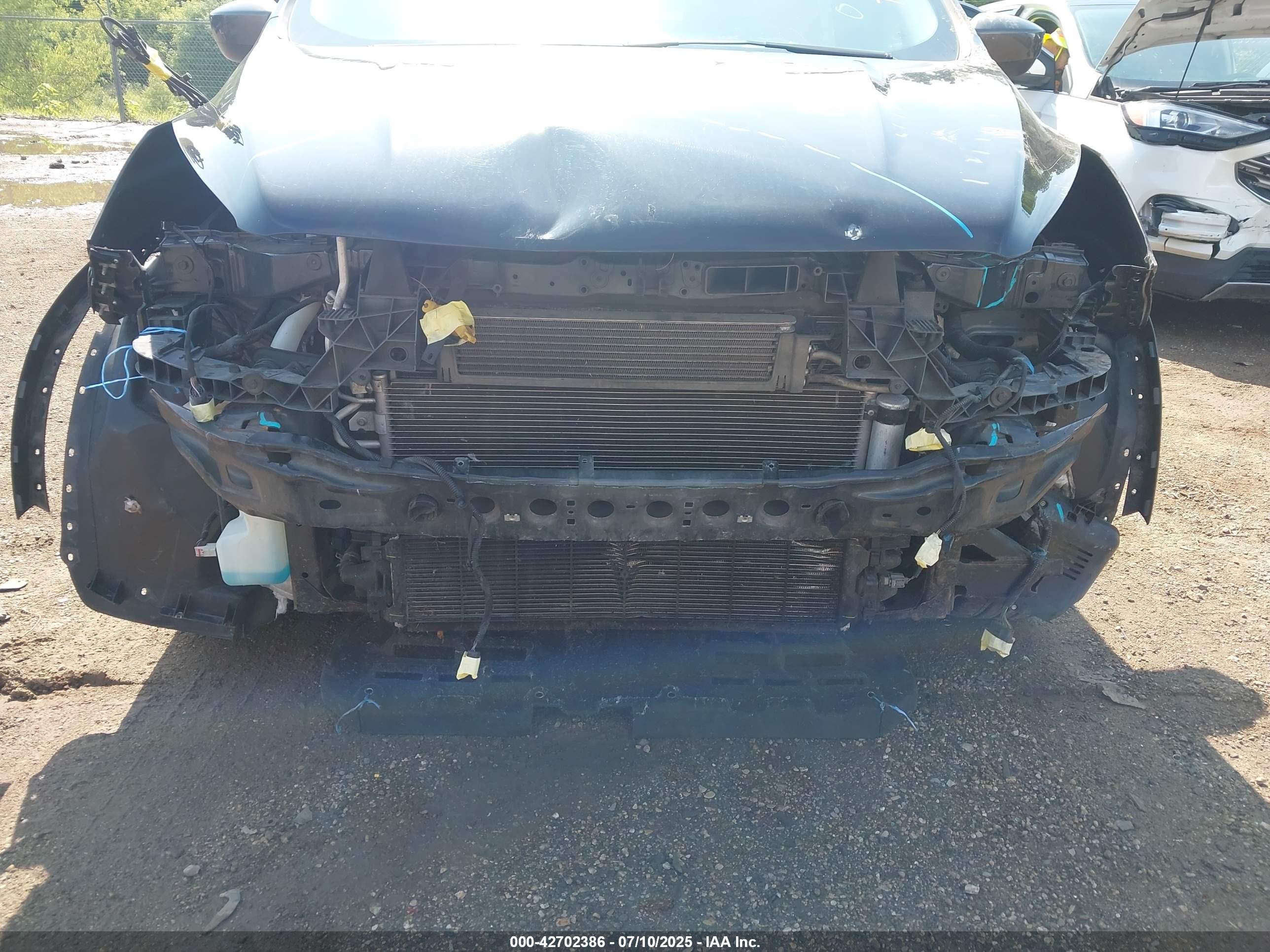 FORD ESCAPE image 6