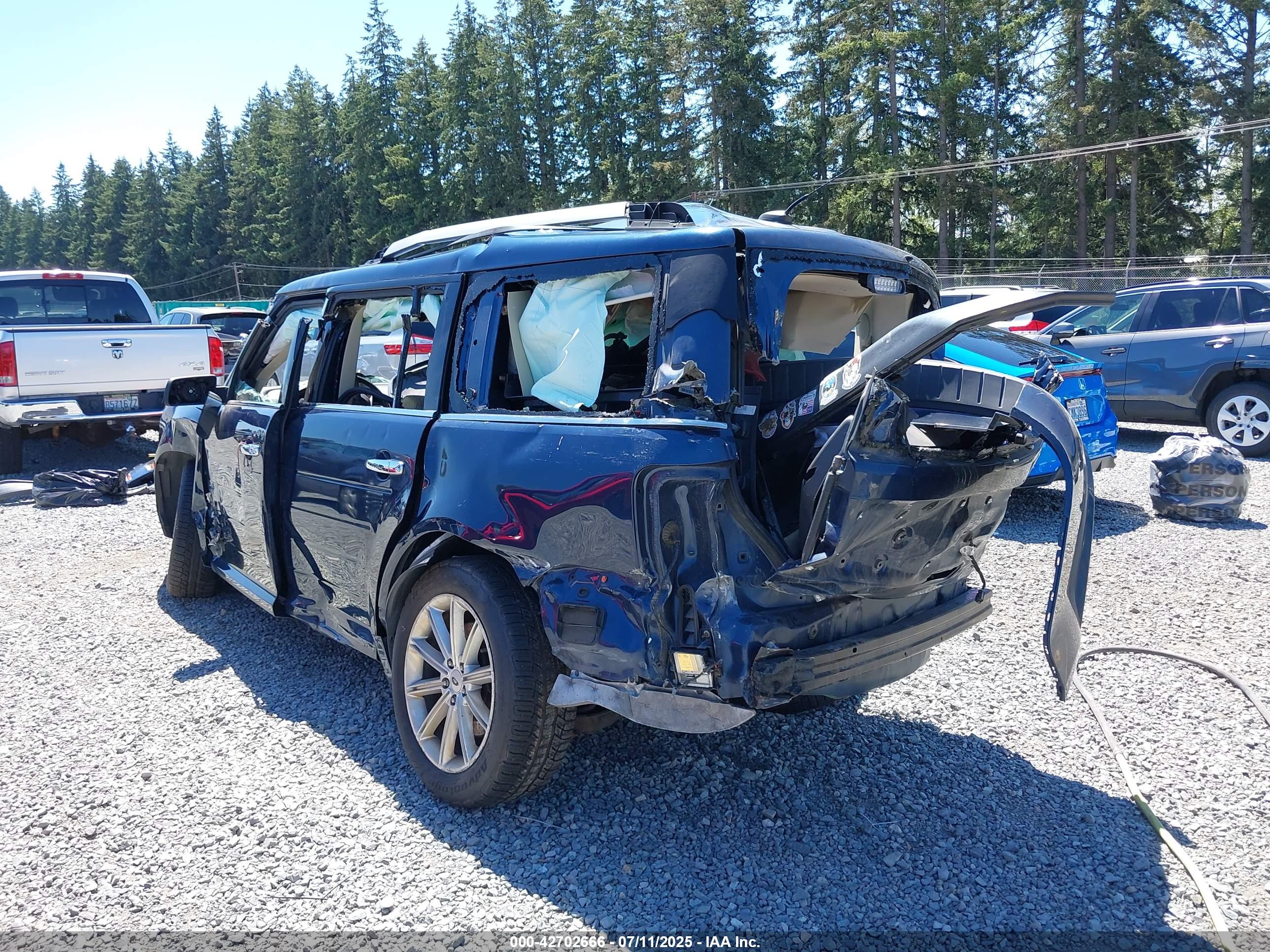 FORD FLEX image 3