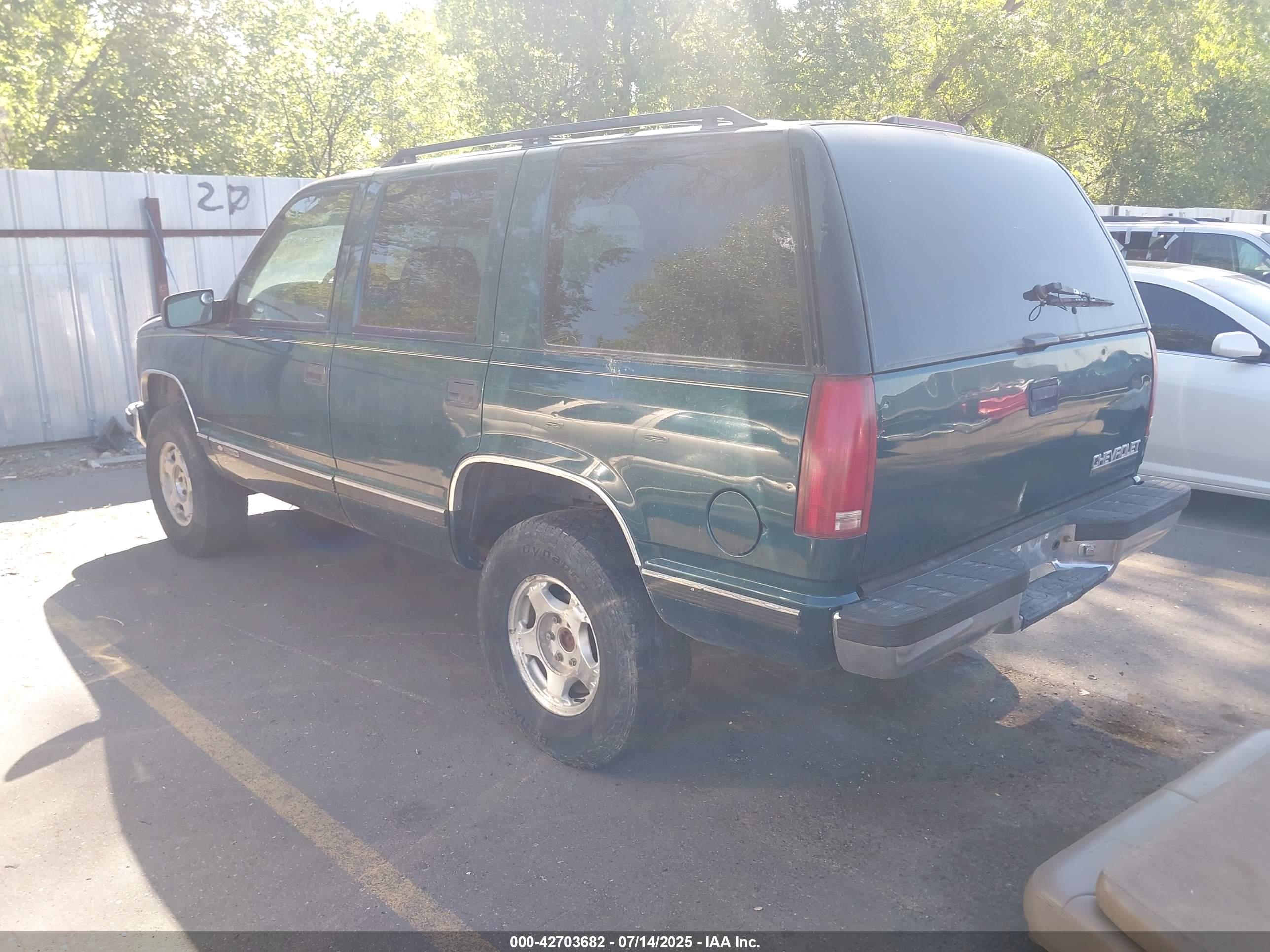 CHEVROLET TAHOE image 3