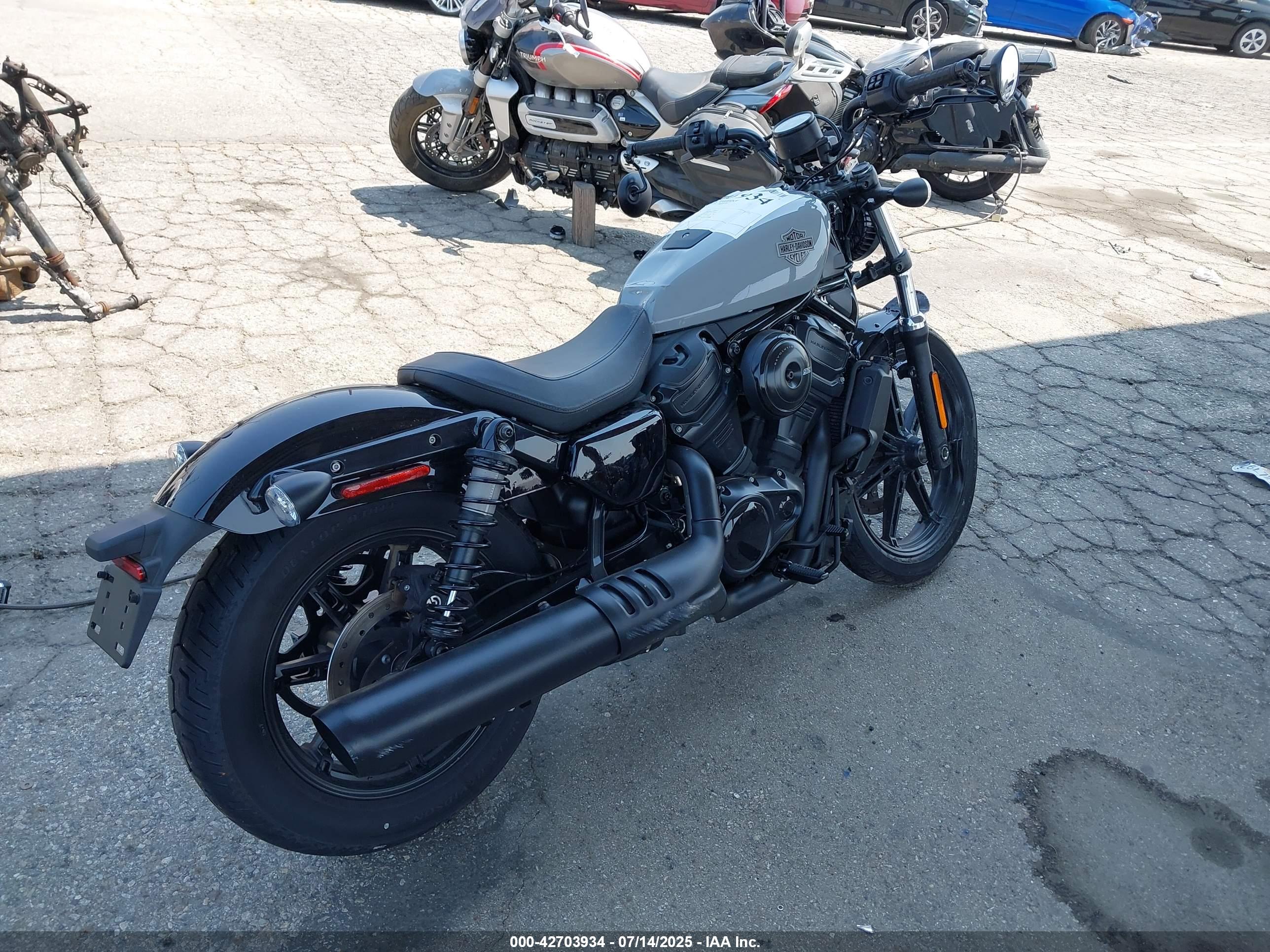 HARLEY-DAVIDSON RH975 image 4
