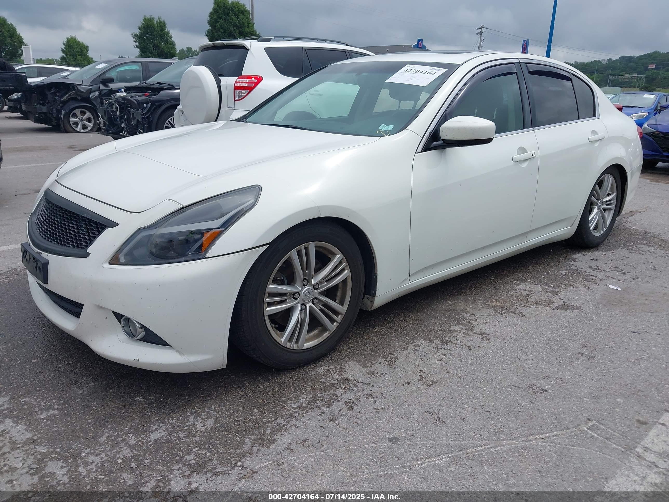 INFINITI G37X image 2