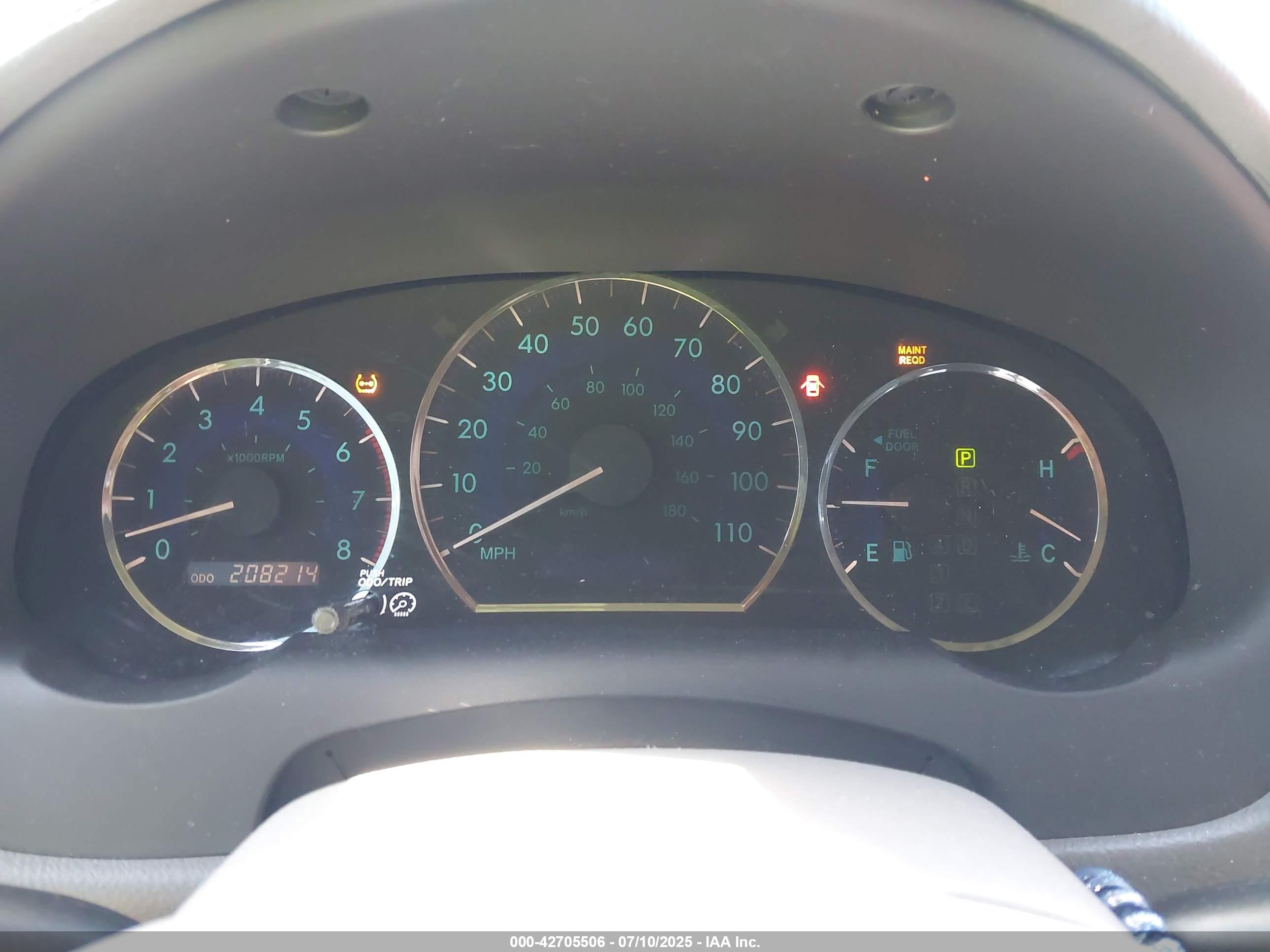 TOYOTA SIENNA image 7