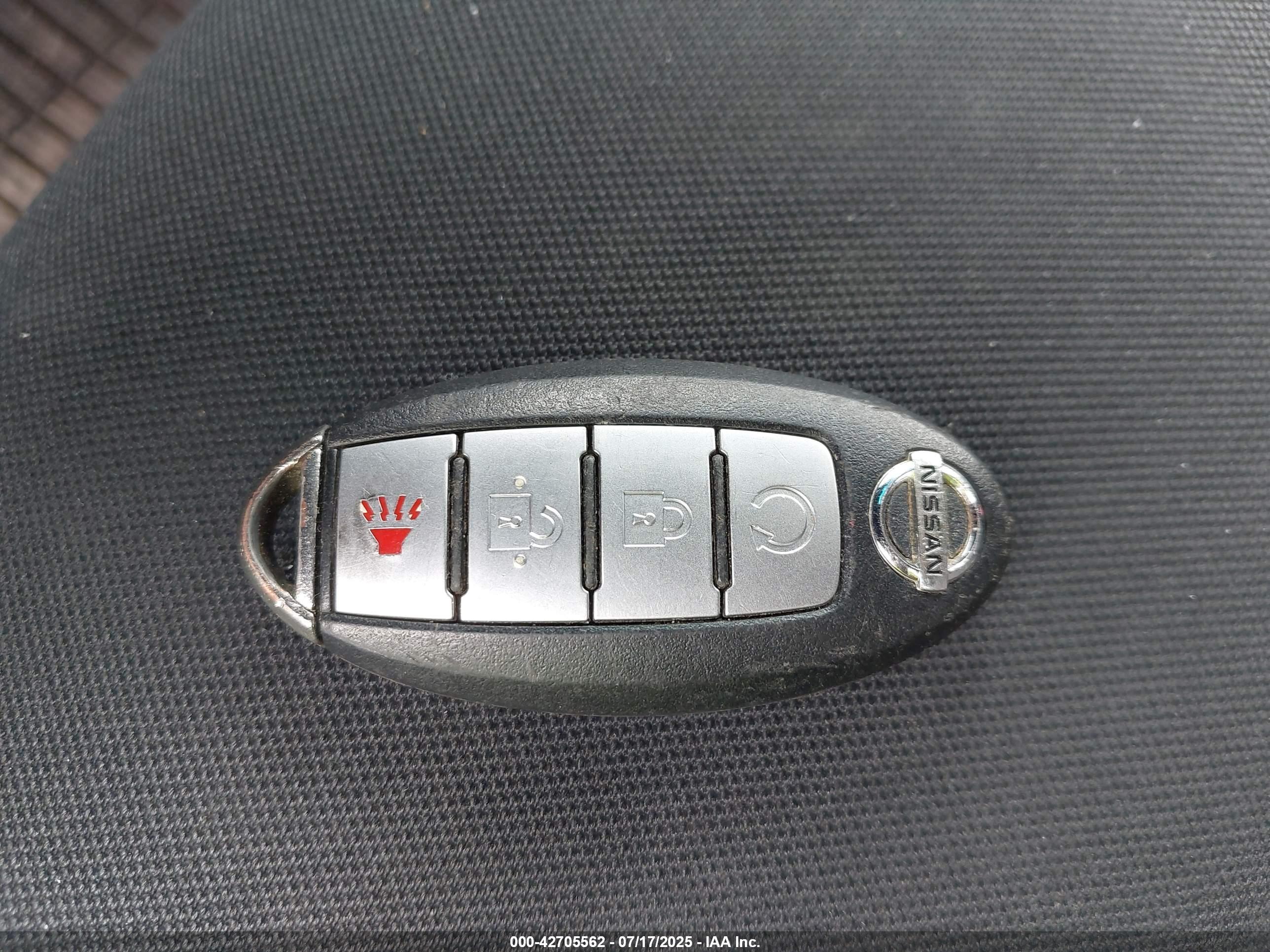 NISSAN PATHFINDER image 11