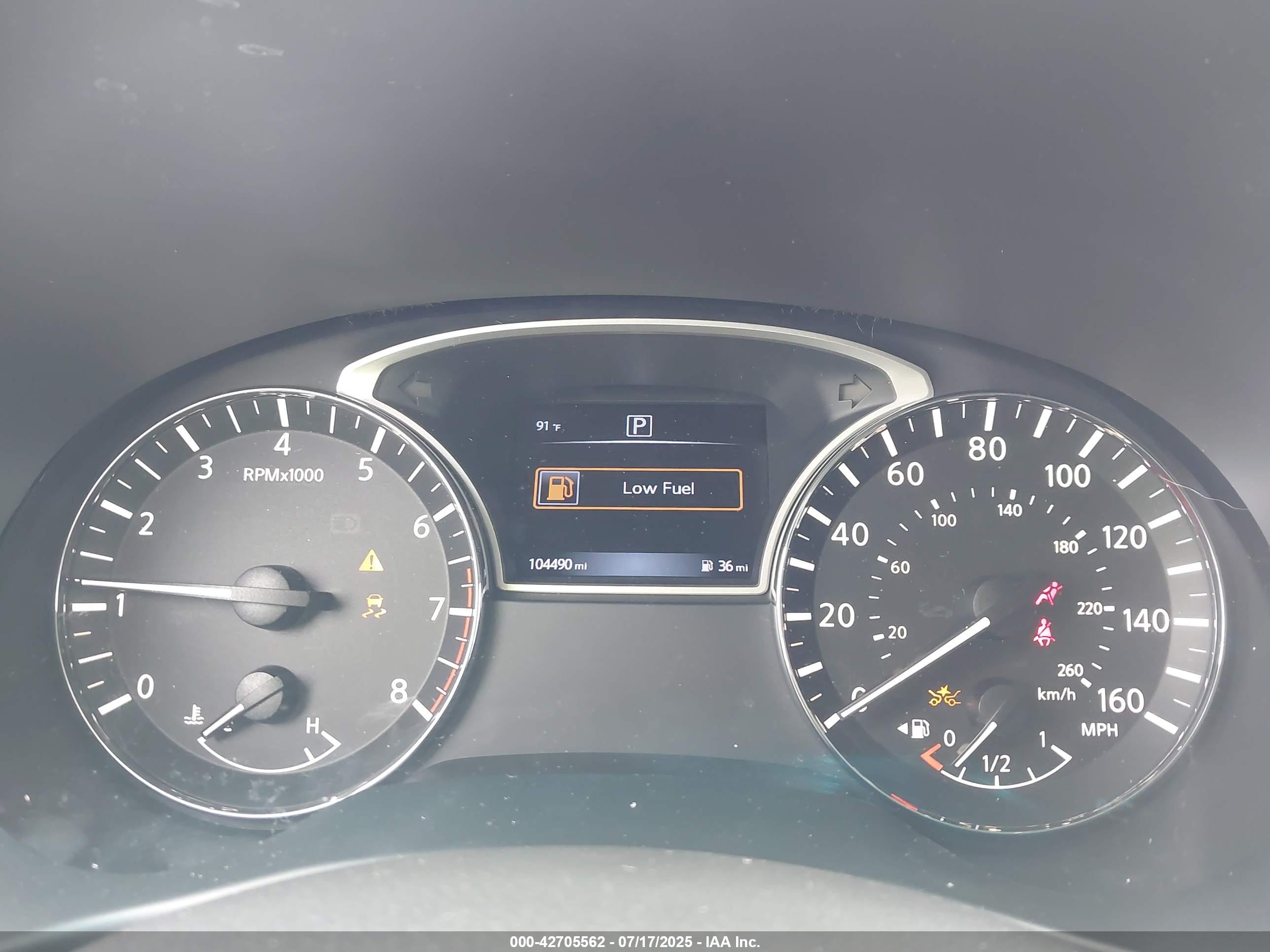 NISSAN PATHFINDER image 7