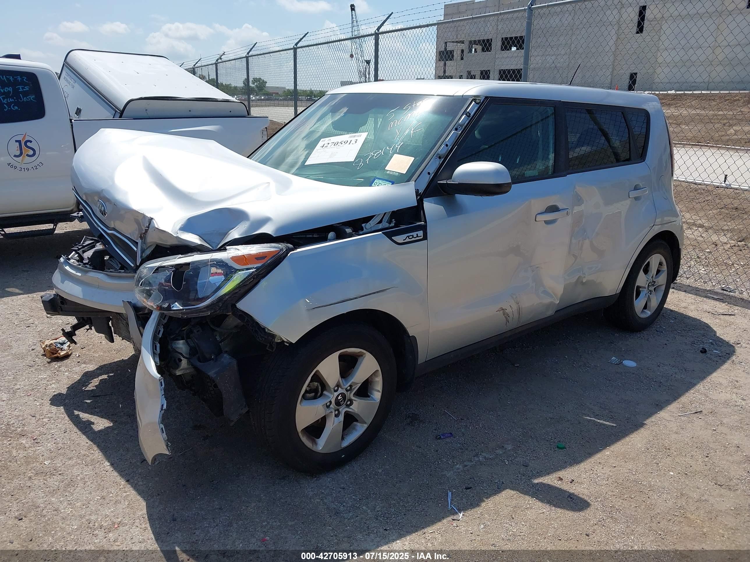 KIA SOUL image 2