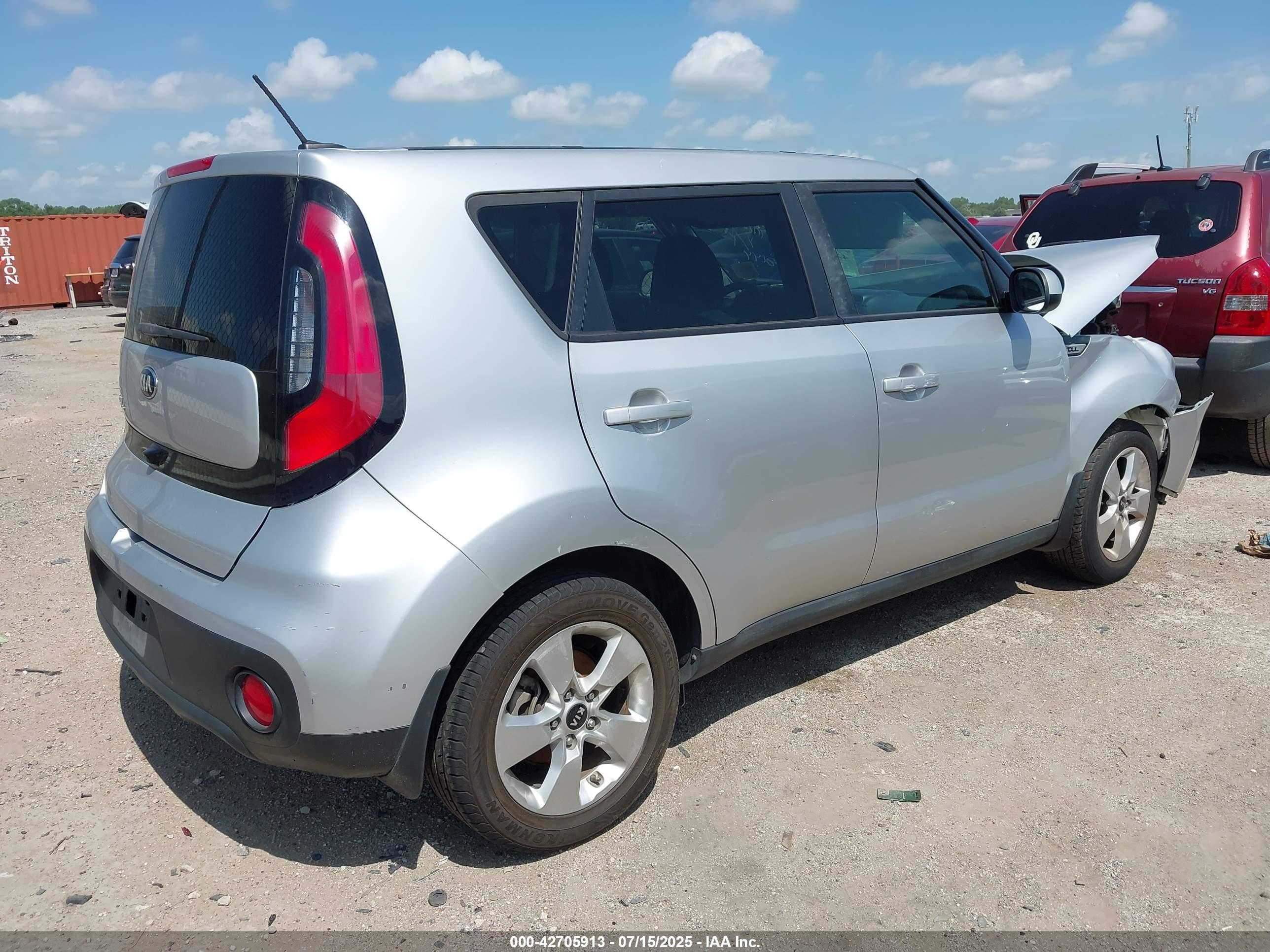 KIA SOUL image 4