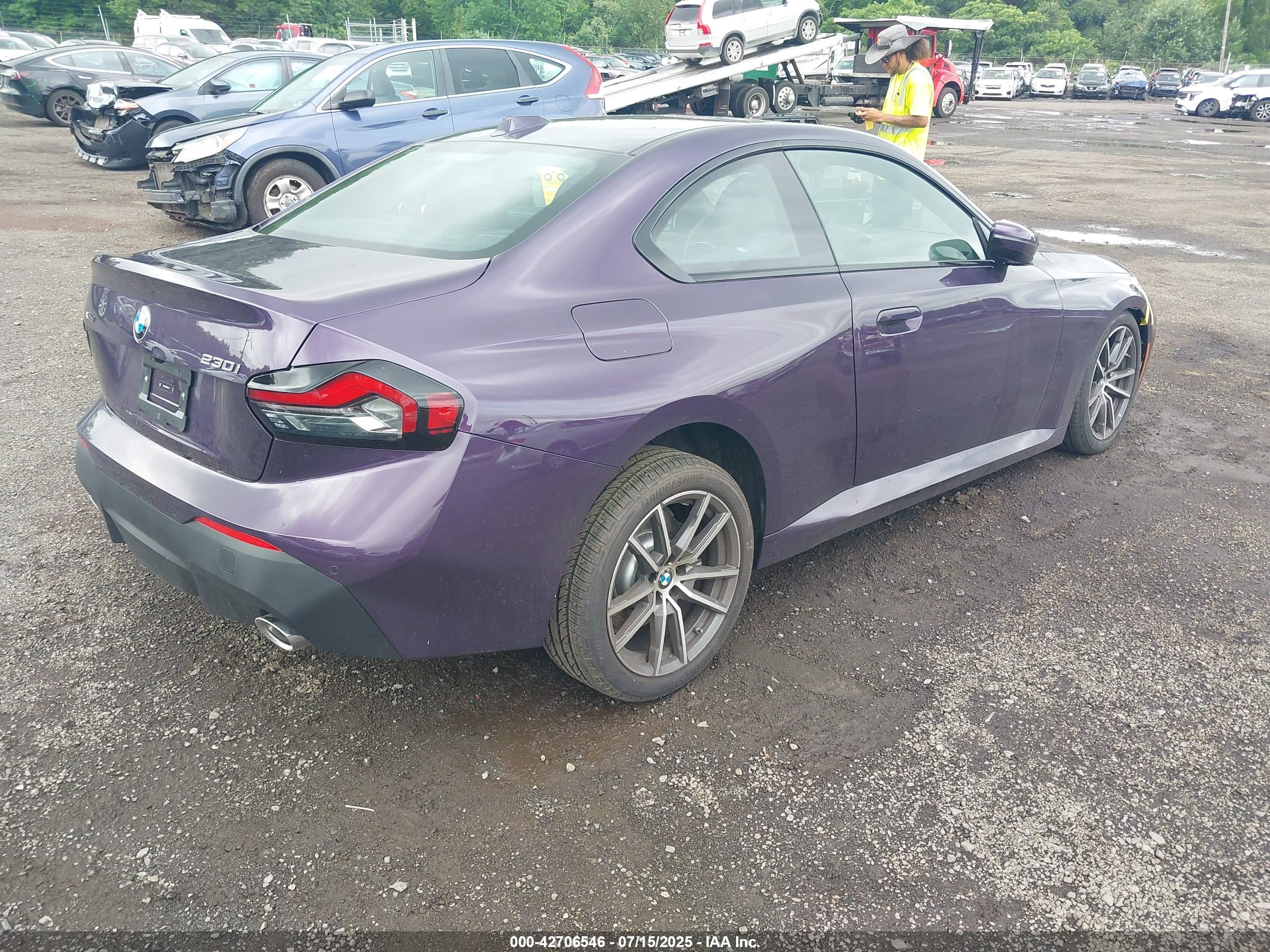 BMW 230 image 4