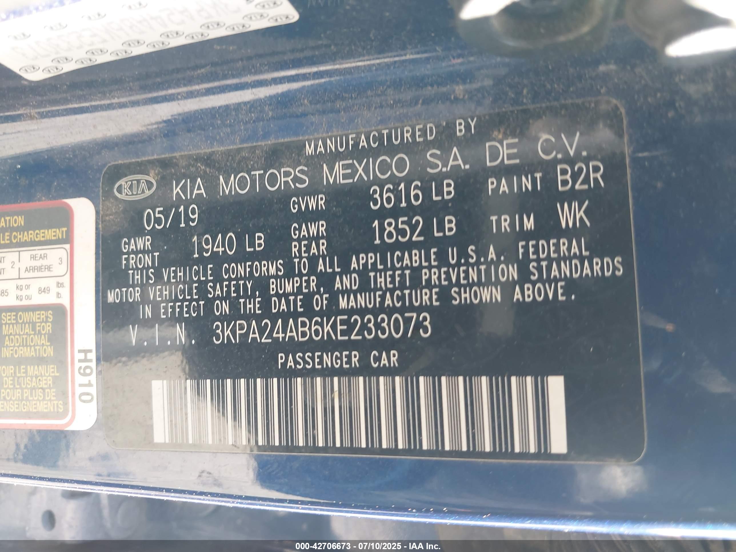 KIA RIO image 9